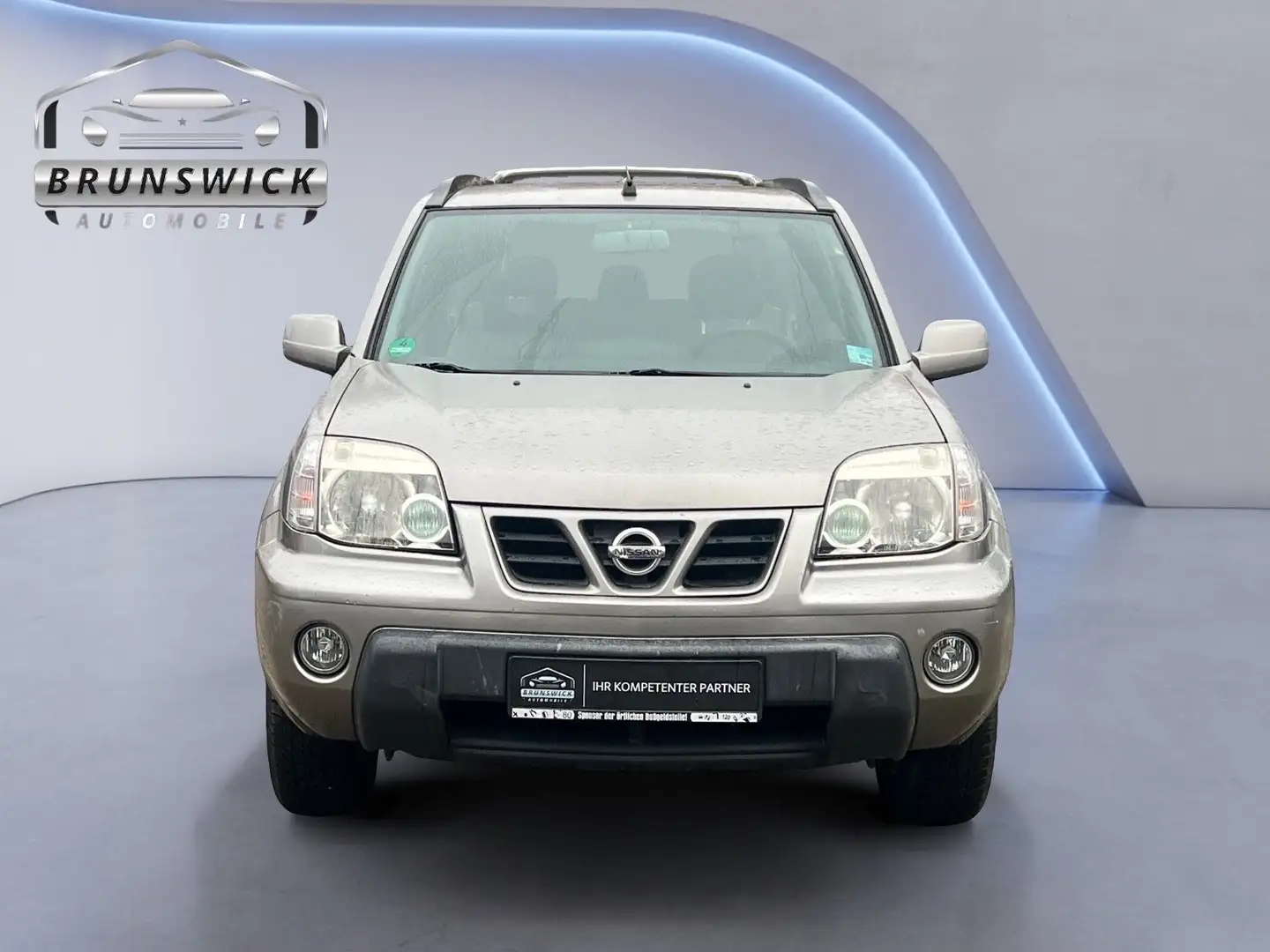 Nissan X-Trail 2,0 Elegance*Automatik*Allrad*Rostfrei* Szürke - 1
