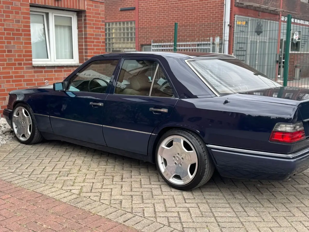 Mercedes-Benz E 280 Limousine - Automatik - Klimaanlage, foto 7