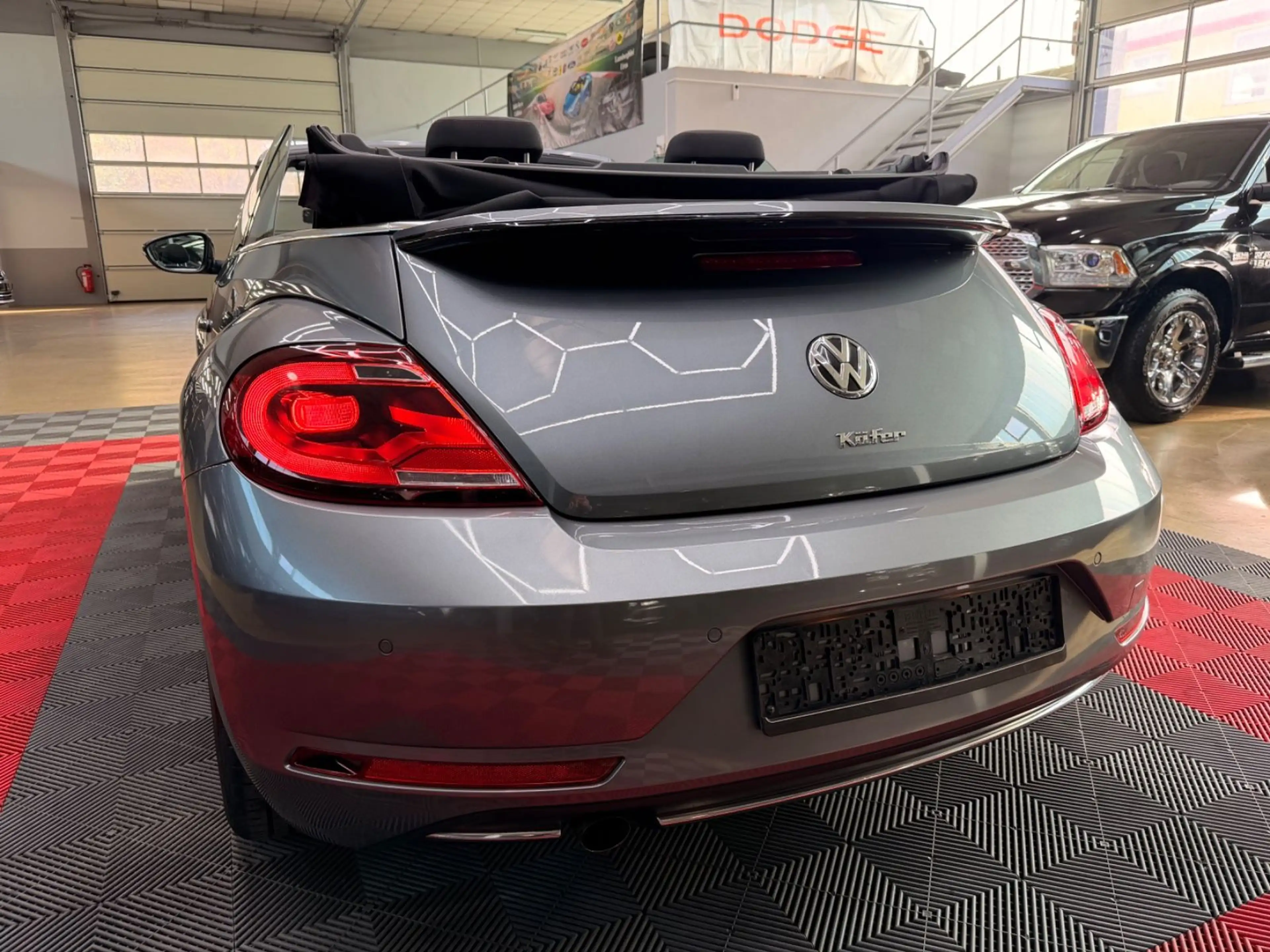 Volkswagen Beetle Cabriolet SOUND Design — photo 10