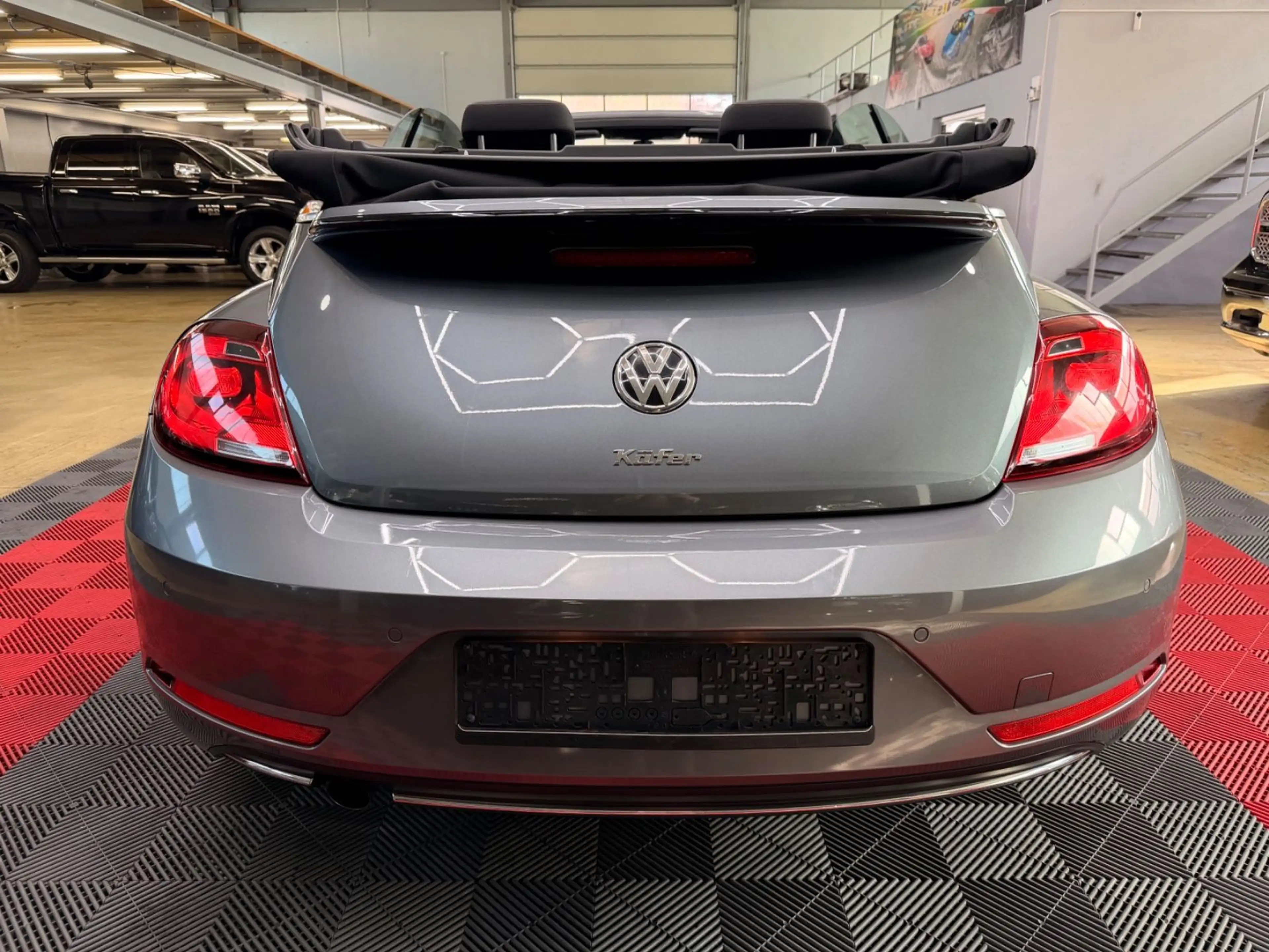 Volkswagen Beetle Cabriolet SOUND Design — photo 9