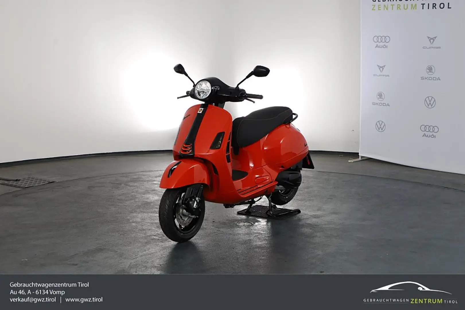 Vespa SUPER SPORT 300RST ABS KEY LESS UMBAU Orange - 1