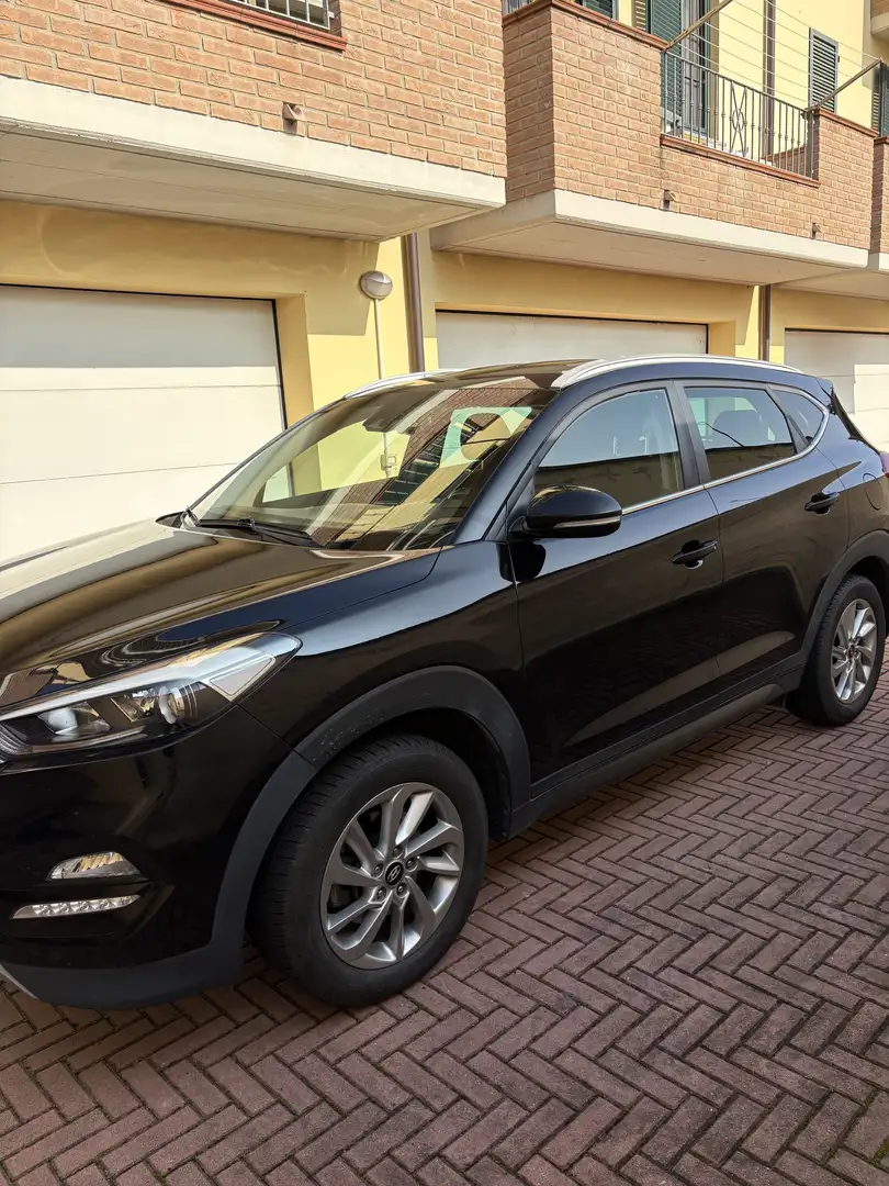 Hyundai TUCSON 1.7 crdi Sound 2wD 116 cv auto - 1