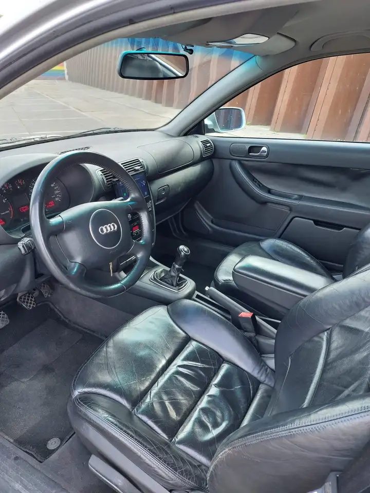Audi A3 1.6 Attraction, foto 6