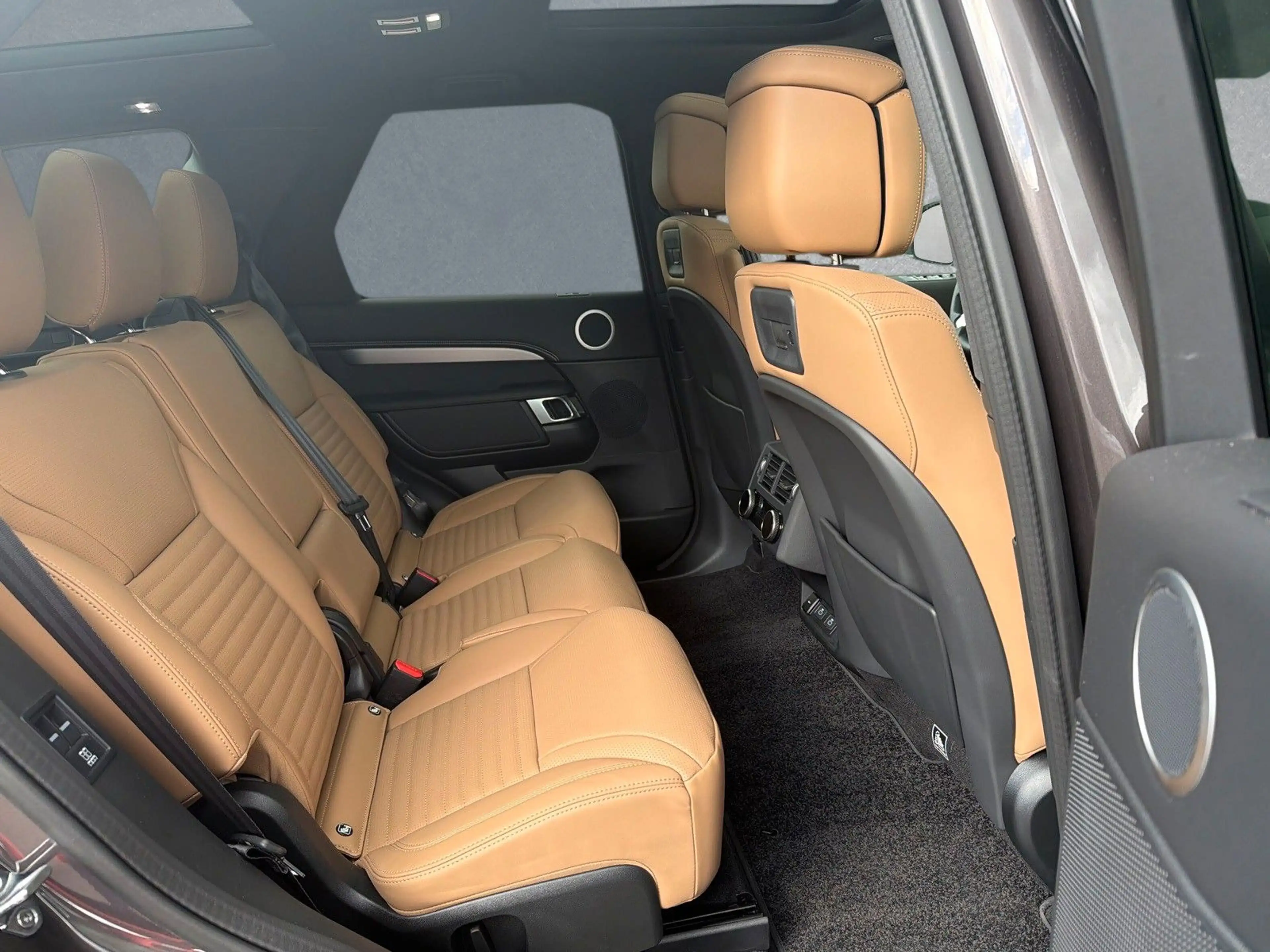 Land Rover Discovery D350 AWD DYNAMIC HSE 7-Sitzer AHK — photo 5
