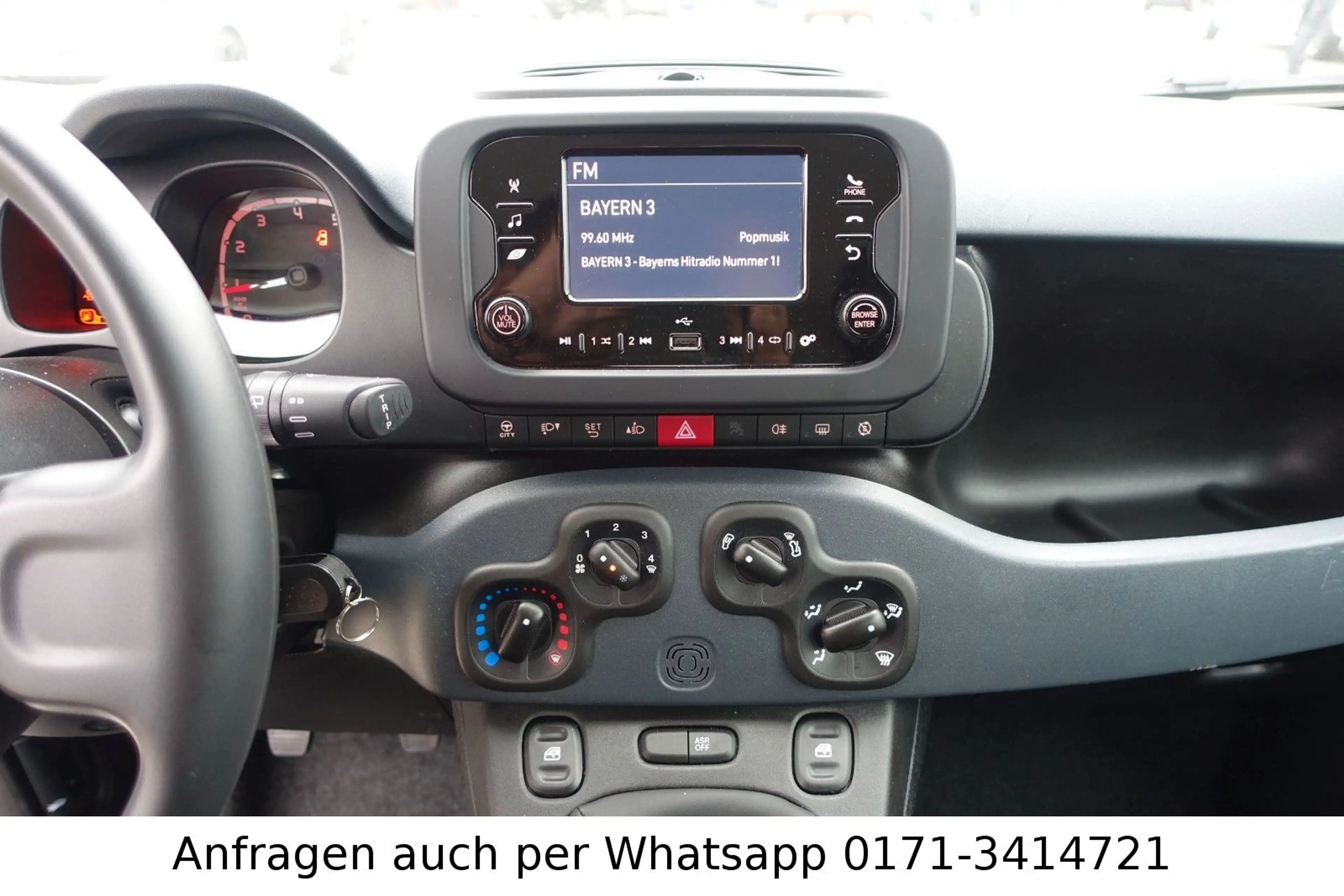 Fiat Panda 1.0GSE Hybrid *5 Sitze*PDC* — photo 9