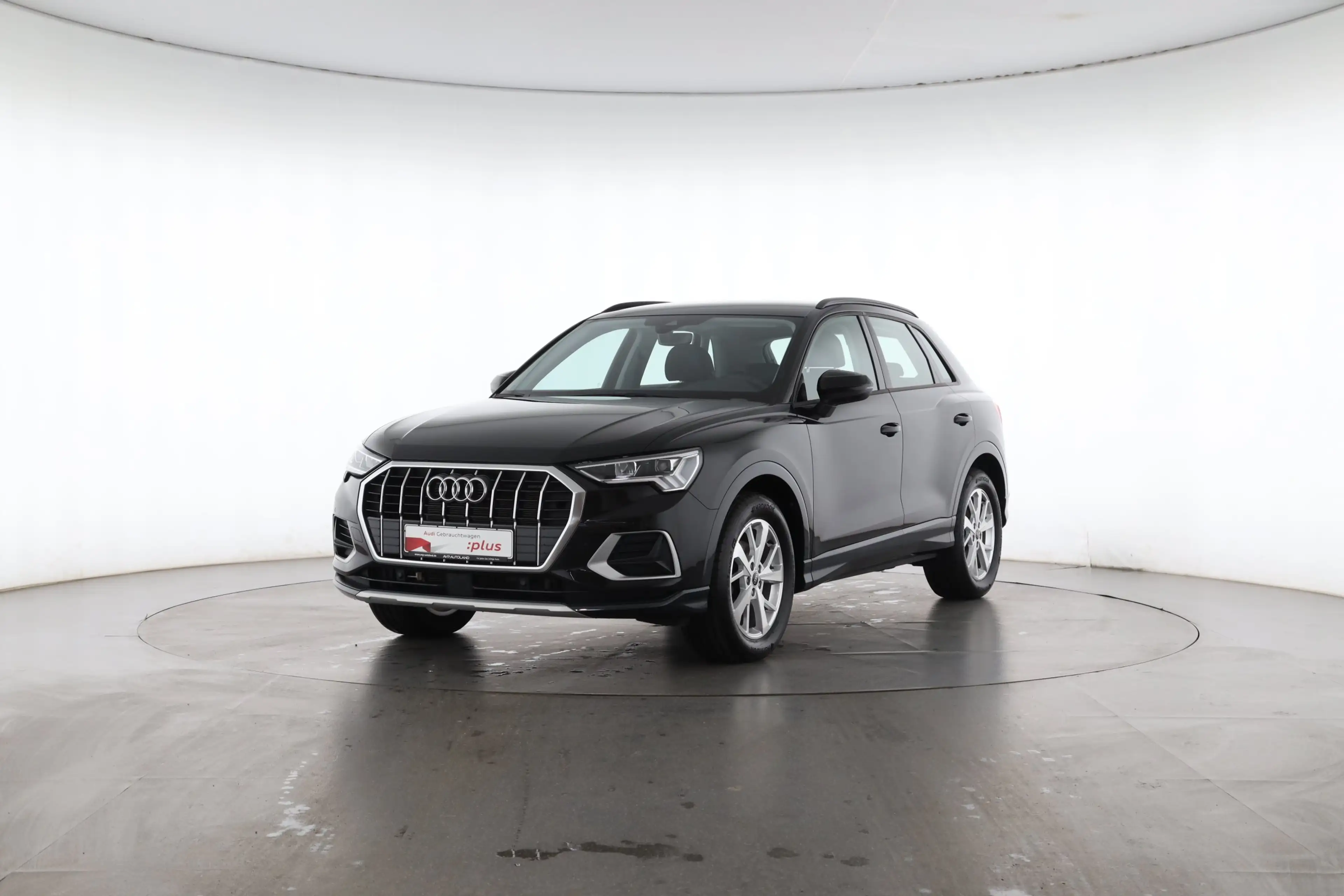 Audi Q3 TFSI Stronic | MMI NAVI PLUS | AHK — photo 2
