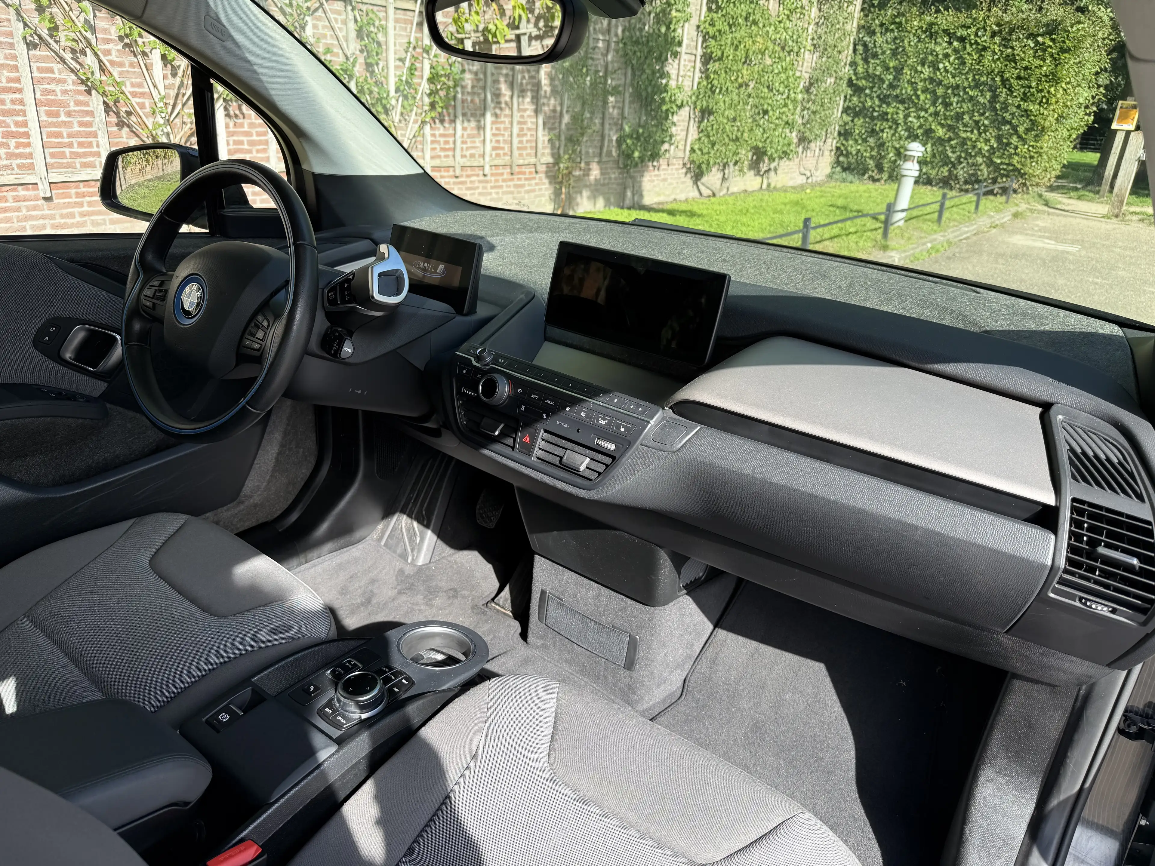 BMW i3 S 120Ah 42kWh — photo 10