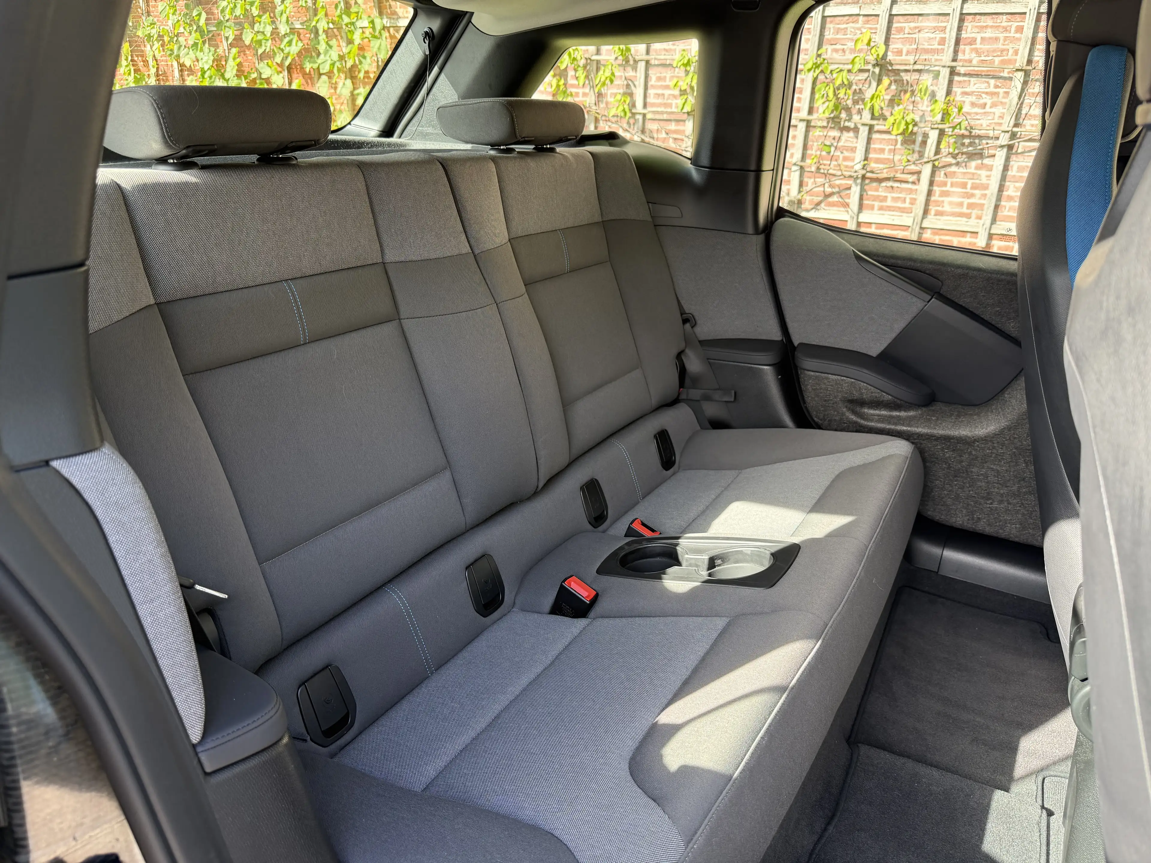 BMW i3 S 120Ah 42kWh — photo 11