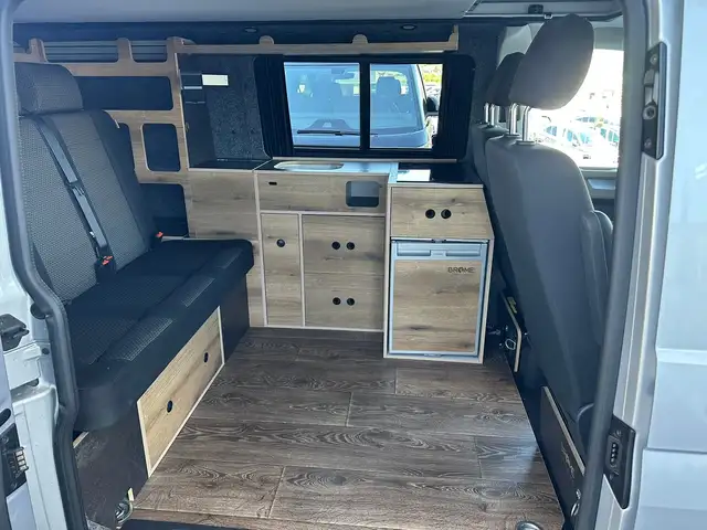 Volkswagen T6.1 Transporter VW Transporter T6.1 Kastenwagen TDI Ansicht 18