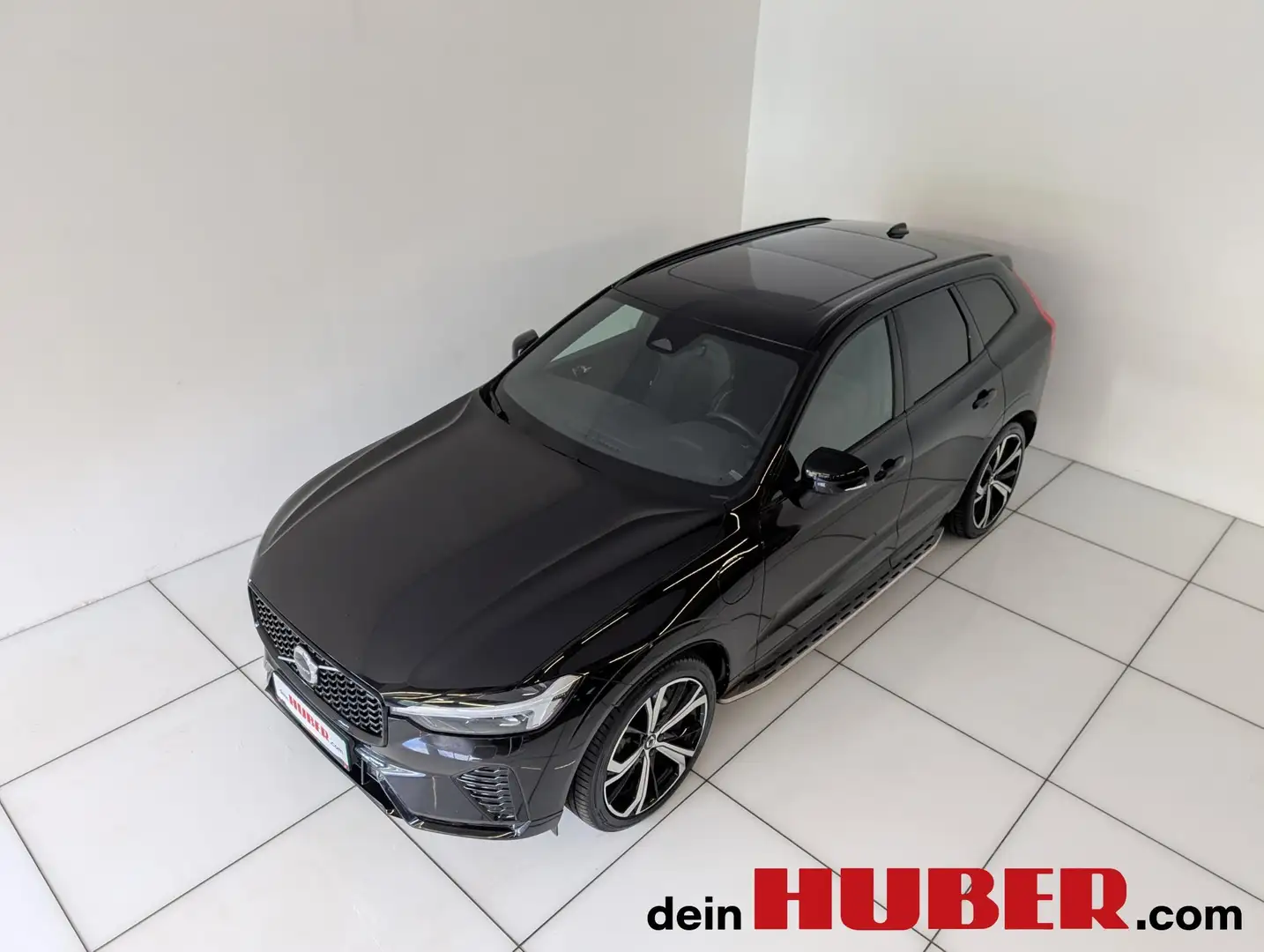 Volvo XC60 T6 AWD Recharge R Design Schwarz - 2