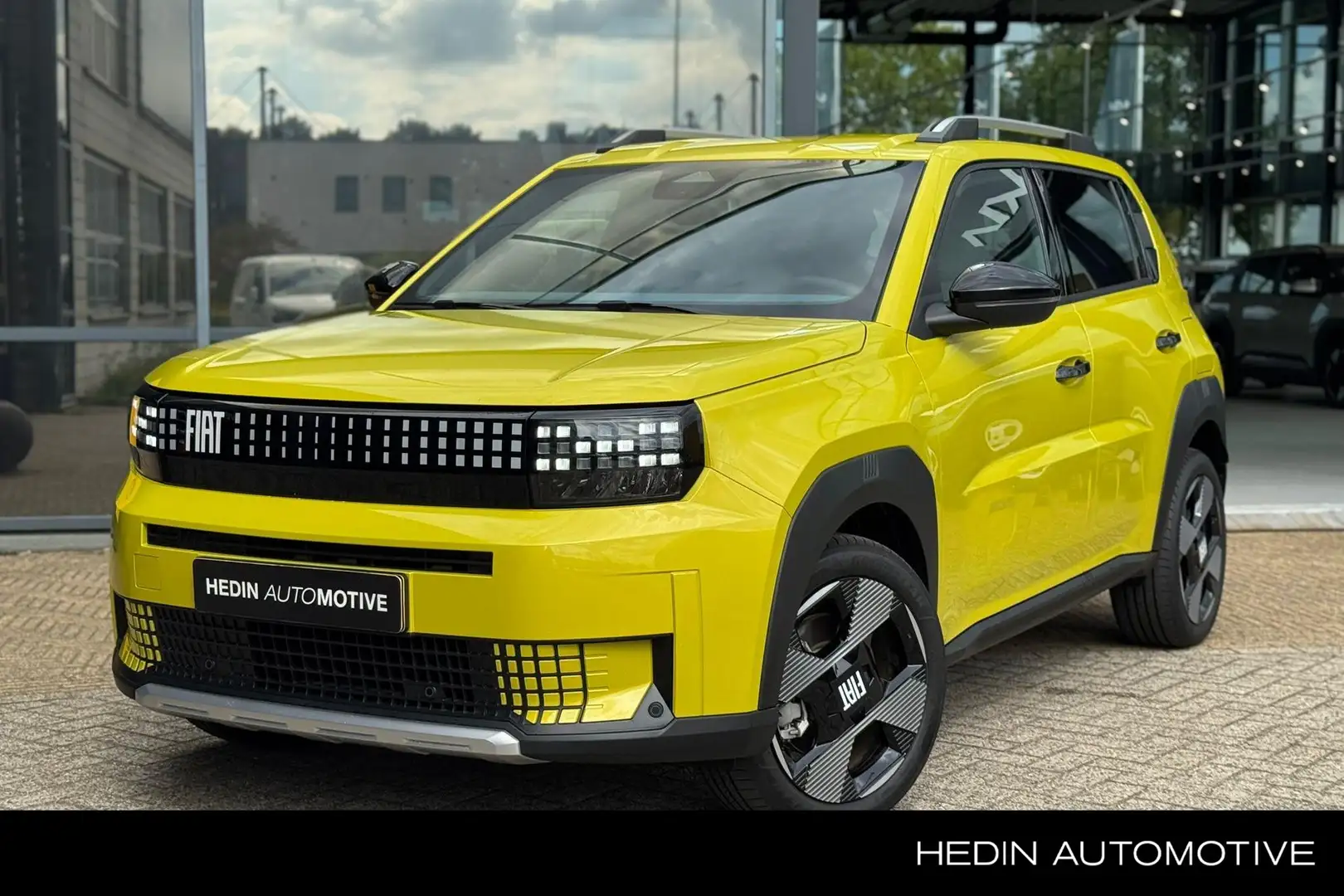 Fiat Grande Panda La Prima 7.4 kW 44 kWh | Navigatie | Stuur/Stoelve Geel - 1