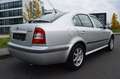Skoda Octavia 1.6 Ambiente Lim./Klima/Tüv Neu/8-Fach Grau - thumbnail 5