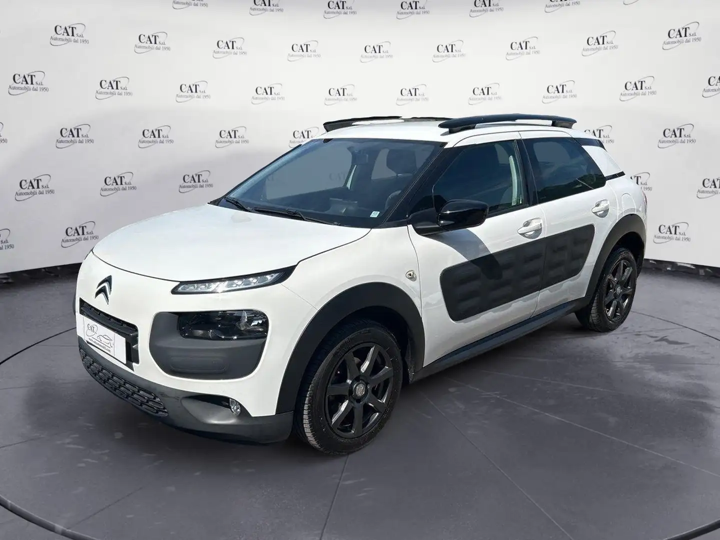 Citroen C4 Cactus 1.2  Shine Bianco - 1
