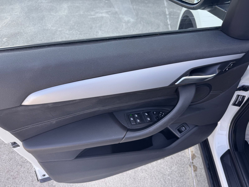 BMW X1 xDrive 25 d Advantage Automatik Navi AHK — photo 14