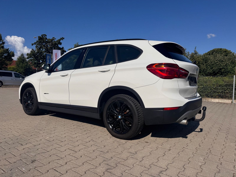 BMW X1 xDrive 25 d Advantage Automatik Navi AHK — photo 3