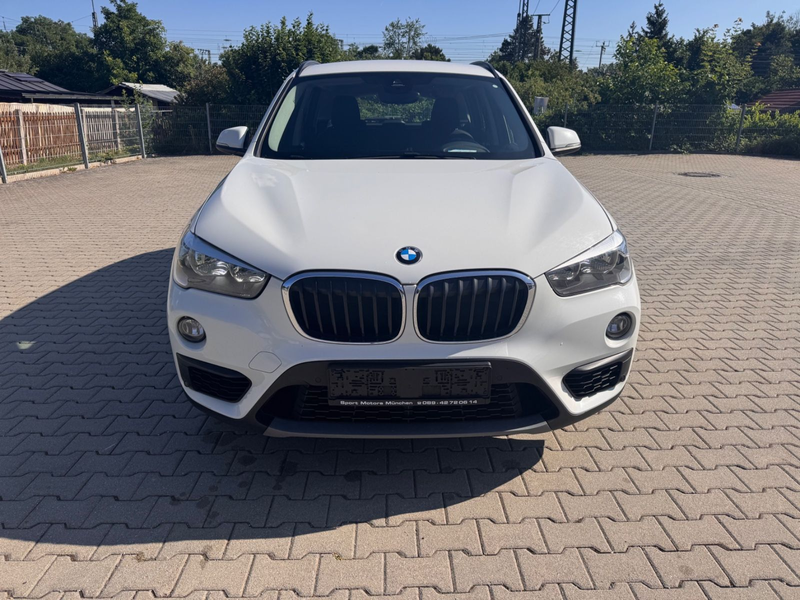 BMW X1 xDrive 25 d Advantage Automatik Navi AHK — photo 8