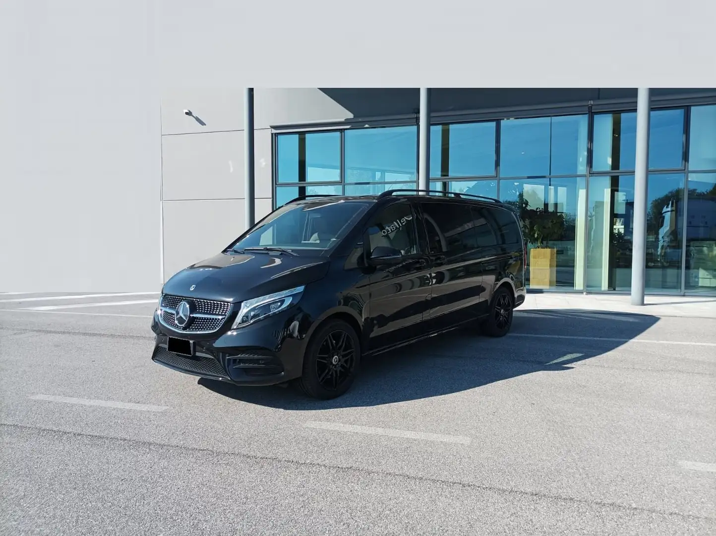 Mercedes-Benz V 300 V ExtraLong 300d Amg 4matic auto Schwarz - 2