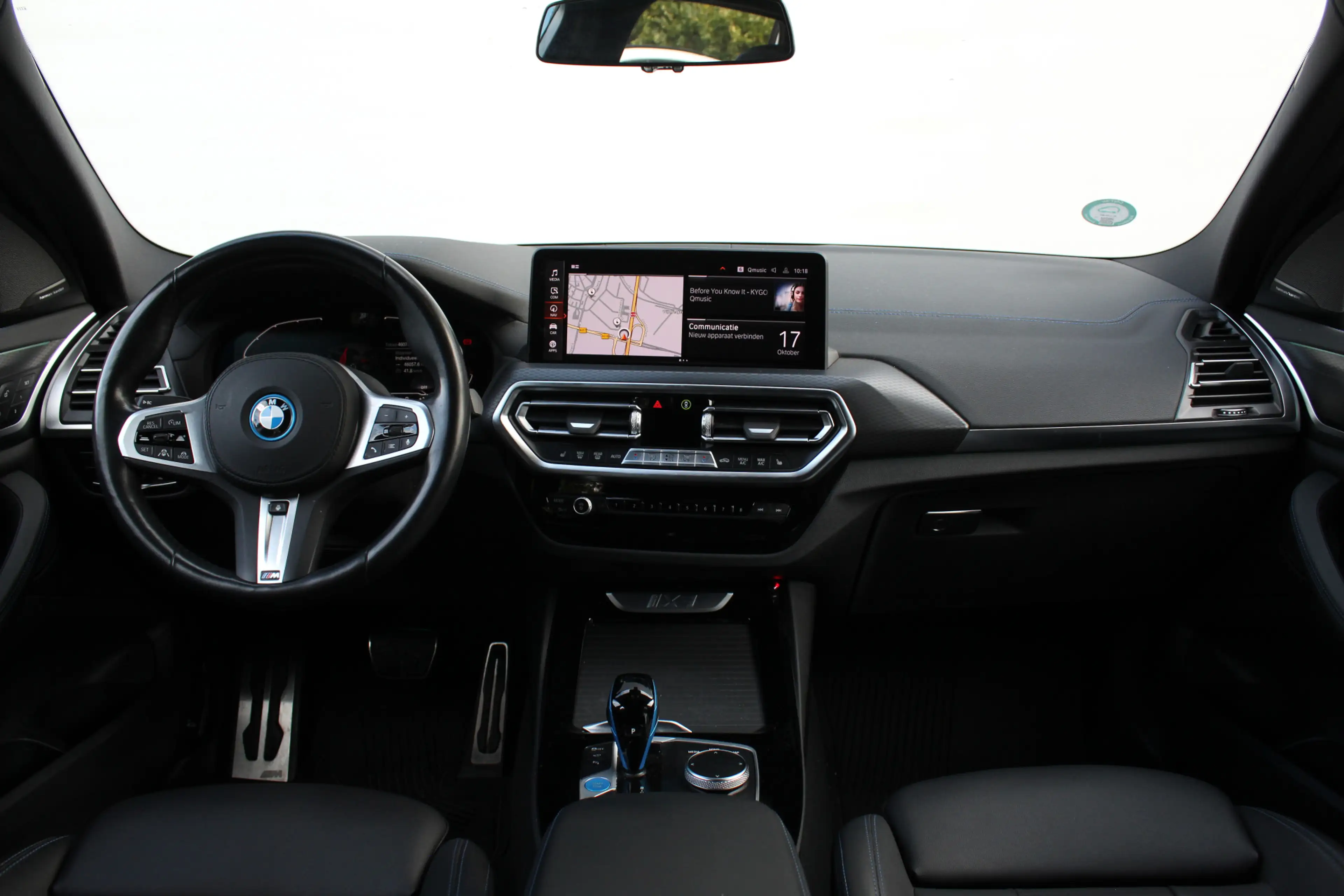 BMW iX3 High Executive M Sport / Sportstoelen / Comfort Ac — photo 13