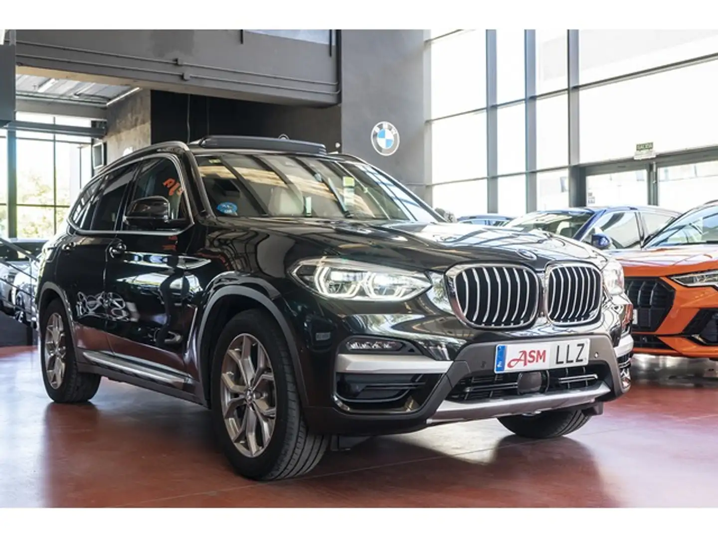 BMW X3 xDrive 30e Zwart - 2