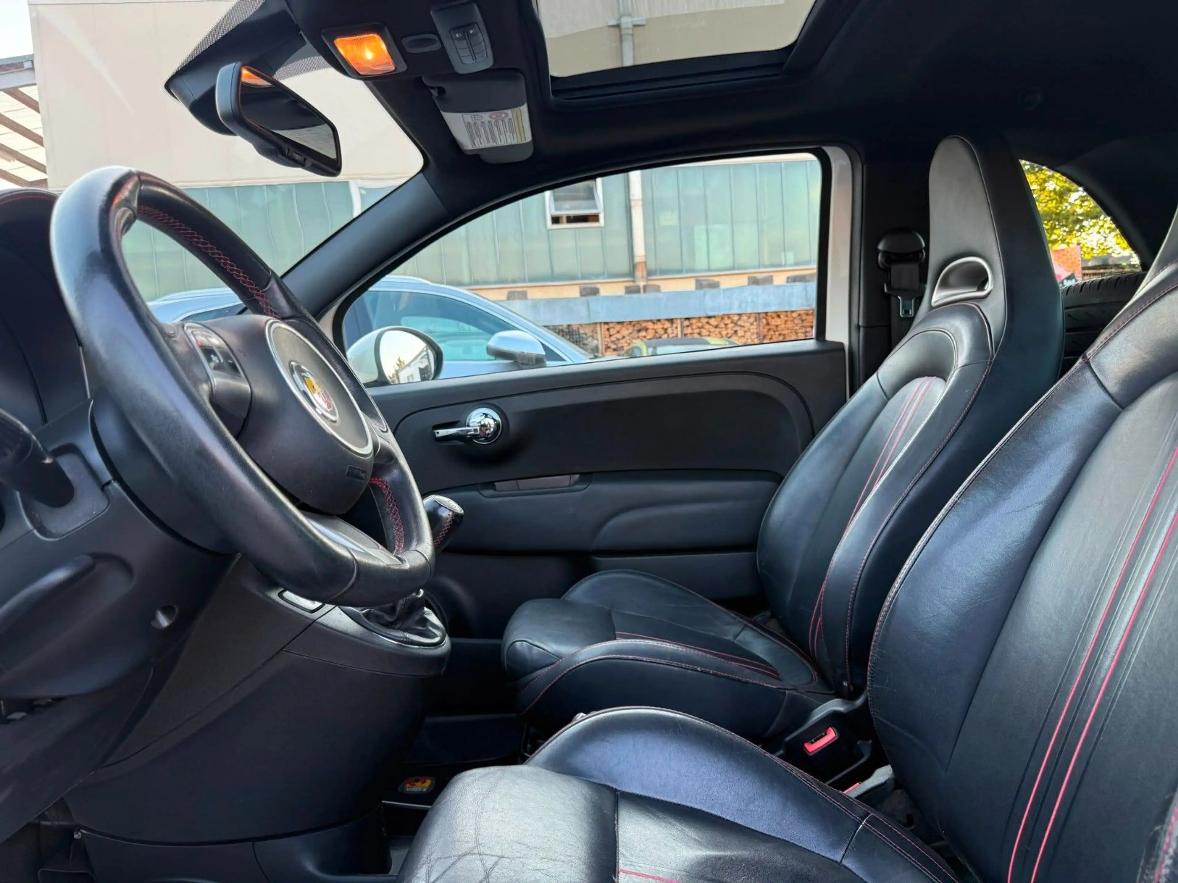 Abarth 500 Abarth , Schiebedach — photo 9