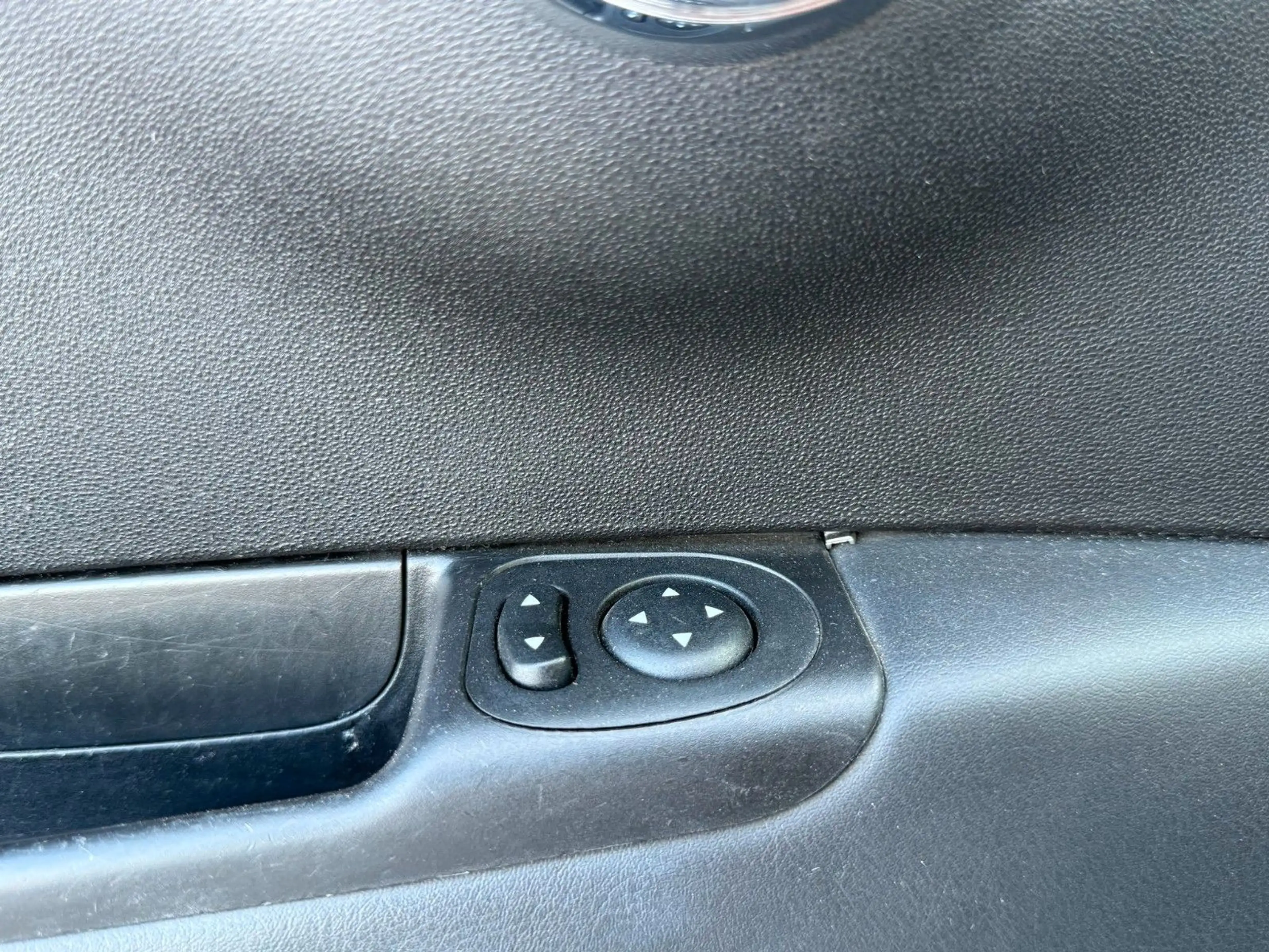 Abarth 500 Abarth , Schiebedach — photo 15