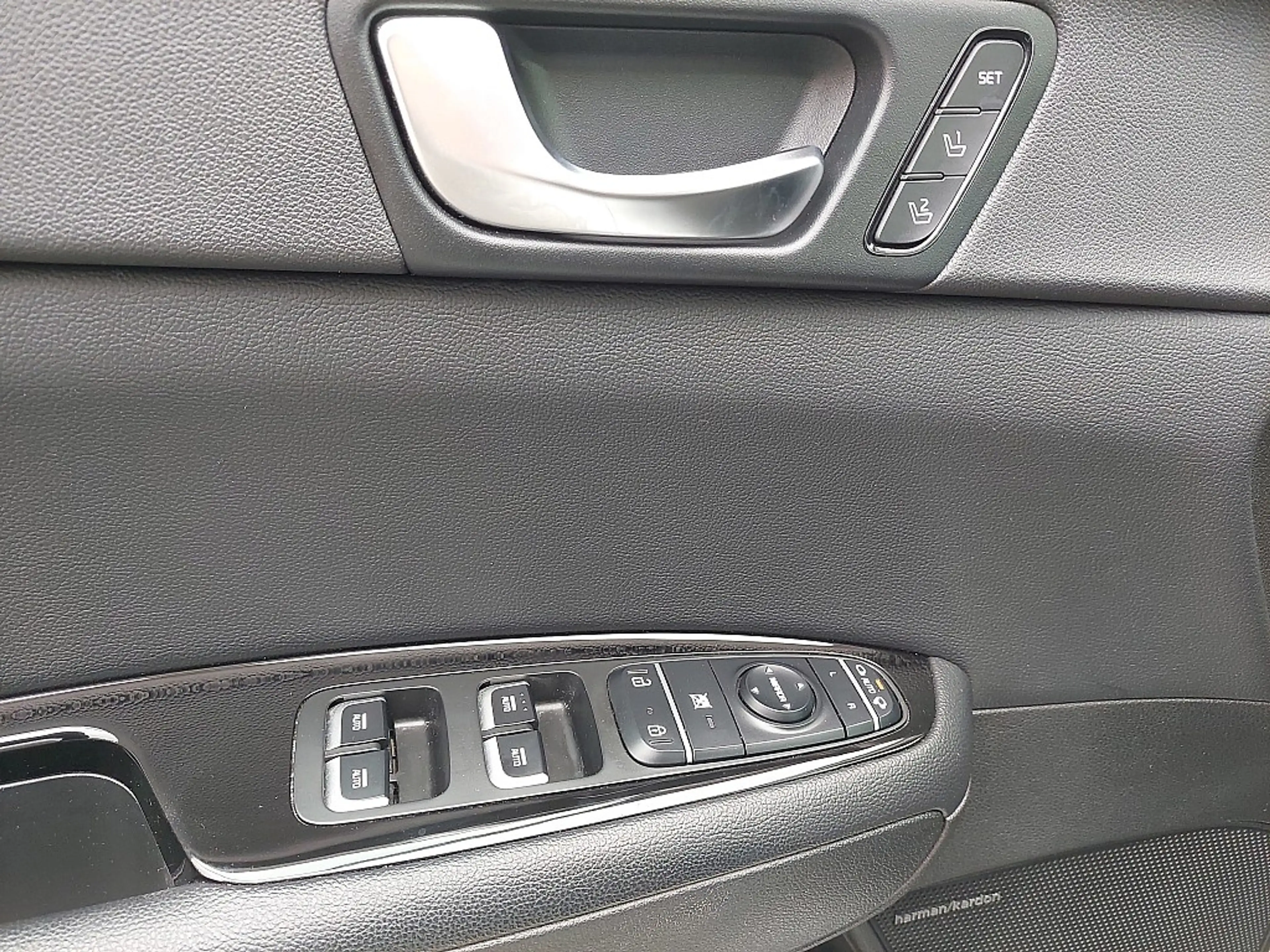 Kia Optima Wagon 1,7 CRDi ISG Gold DCT *Xenon* — photo 8
