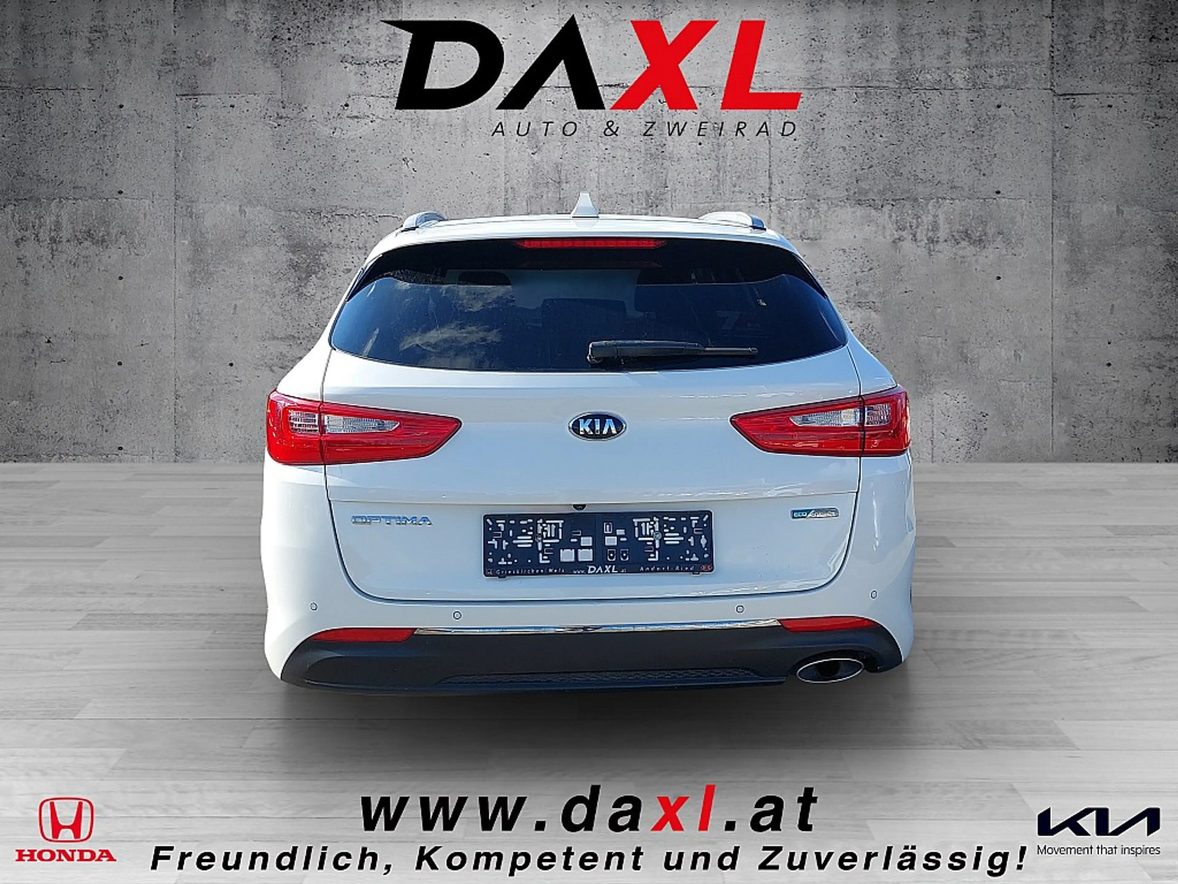 Kia Optima Wagon 1,7 CRDi ISG Gold DCT *Xenon* — photo 5