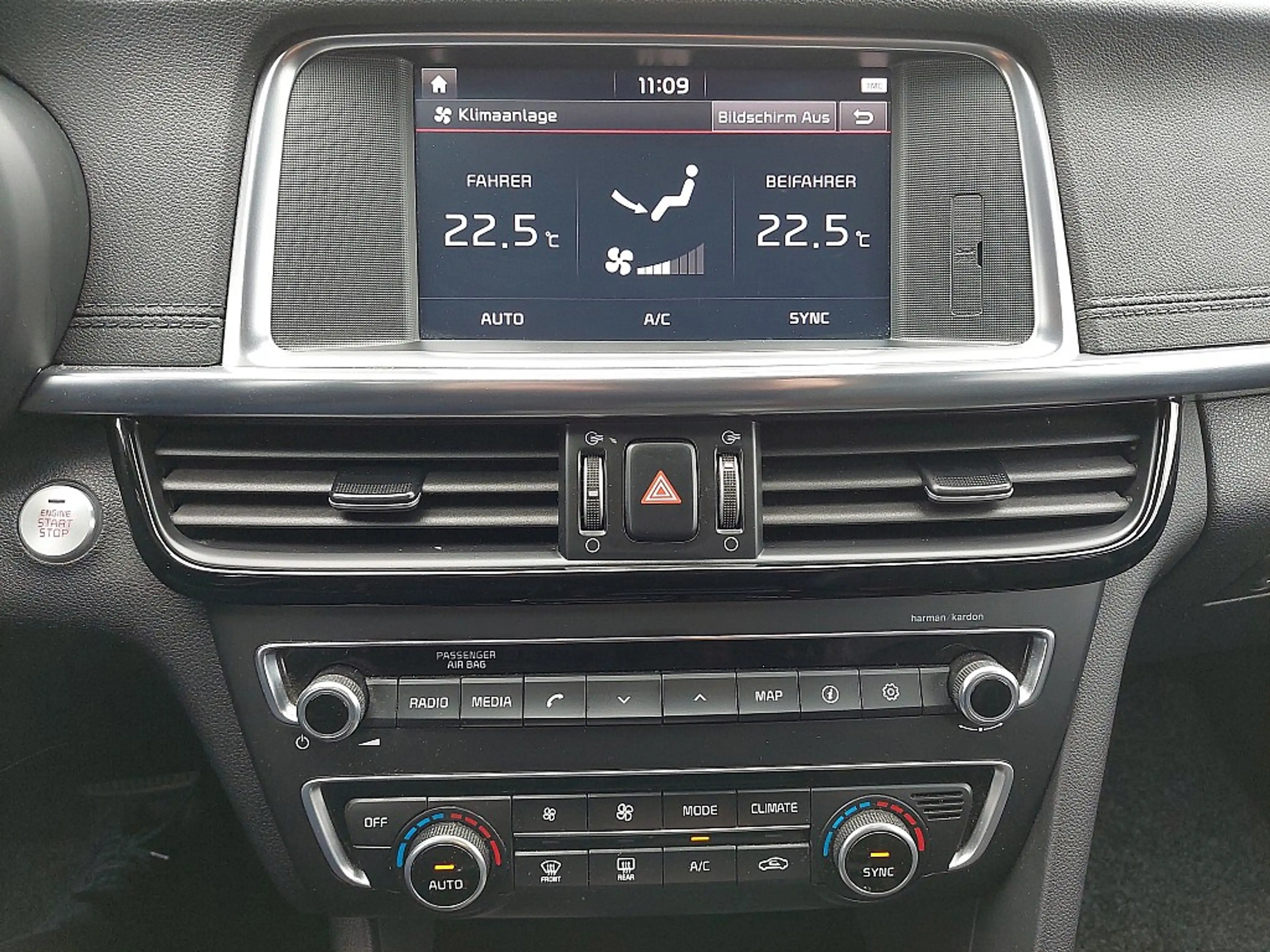 Kia Optima Wagon 1,7 CRDi ISG Gold DCT *Xenon* — photo 10