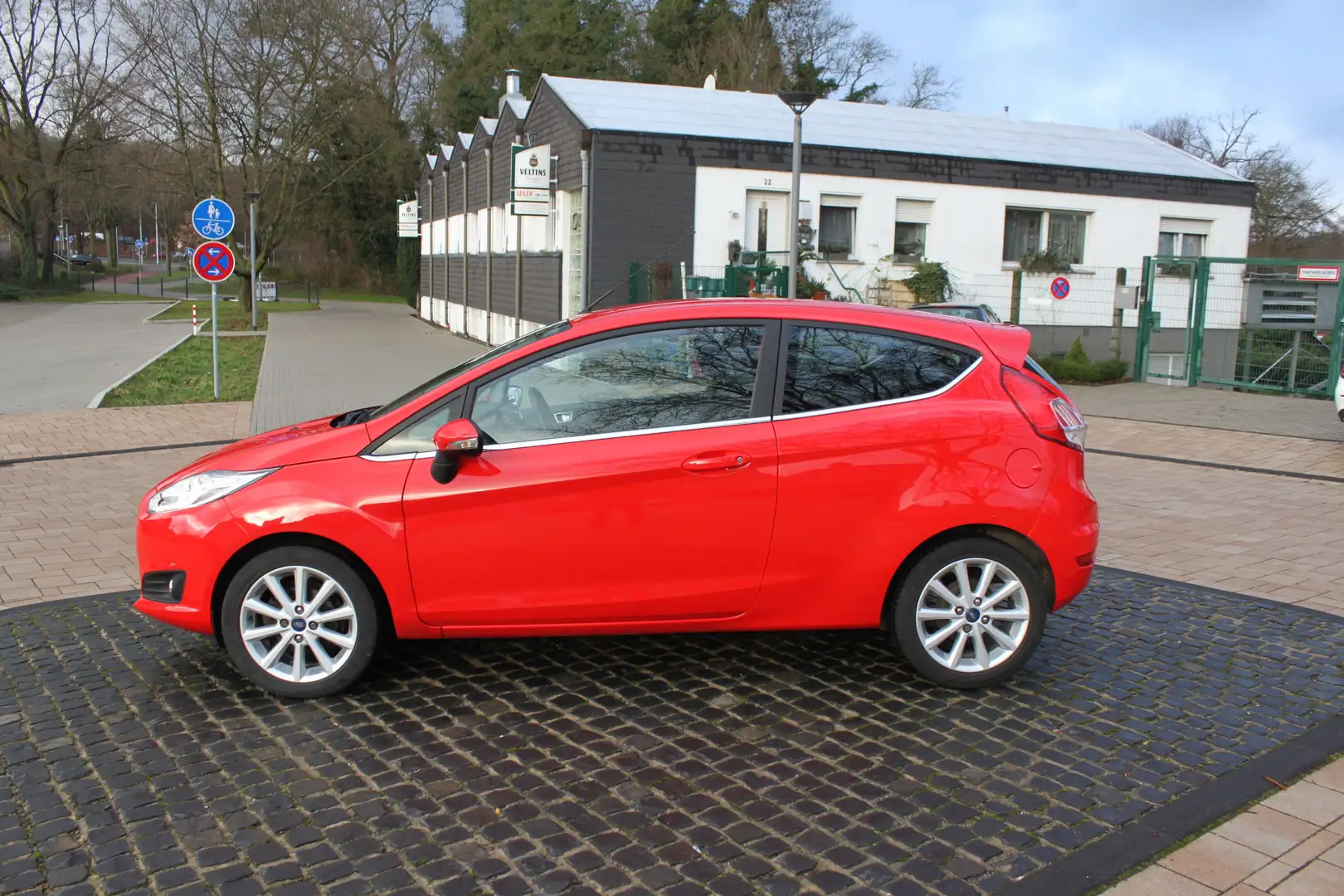 Ford Fiesta 1.0 EcoBoost Start-Stop Titanium/67Tkm. Rot - 1