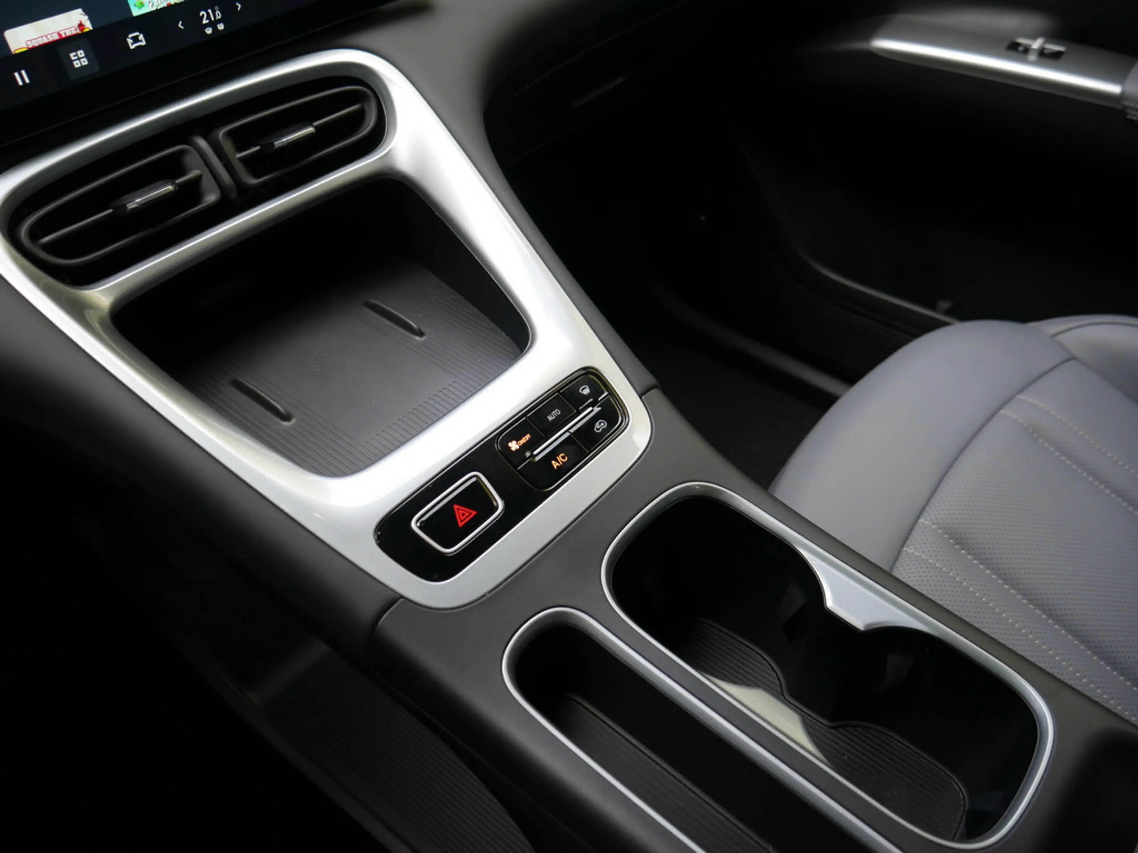 Geely E2 Ultra KLIMA KEYLESS SHZ LEDER KAMERA — photo 12