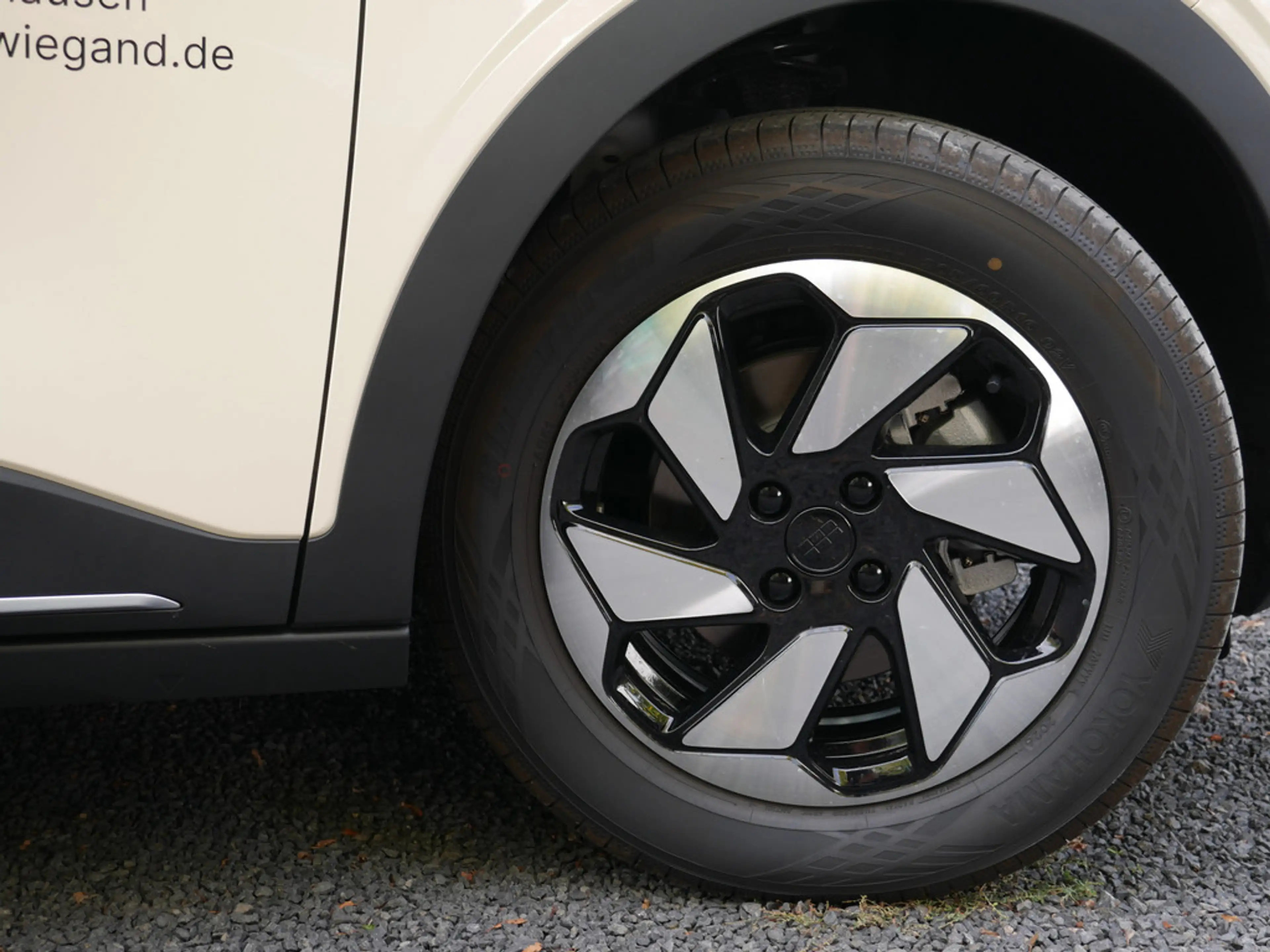 Geely E2 Ultra KLIMA KEYLESS SHZ LEDER KAMERA — photo 6