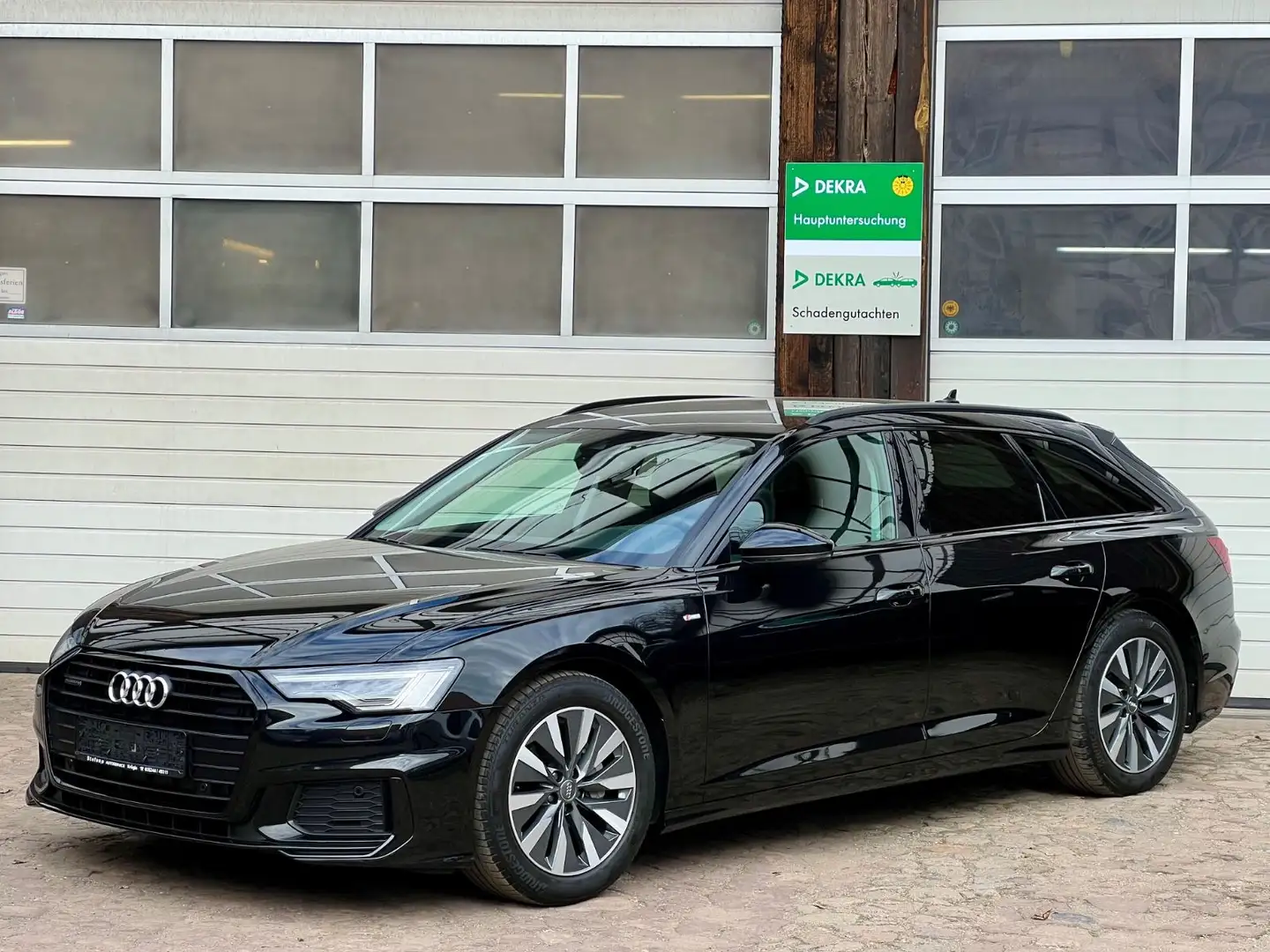 Audi A6 Avant 40 TDI quattro sport S-line Standheizug Schwarz - 1