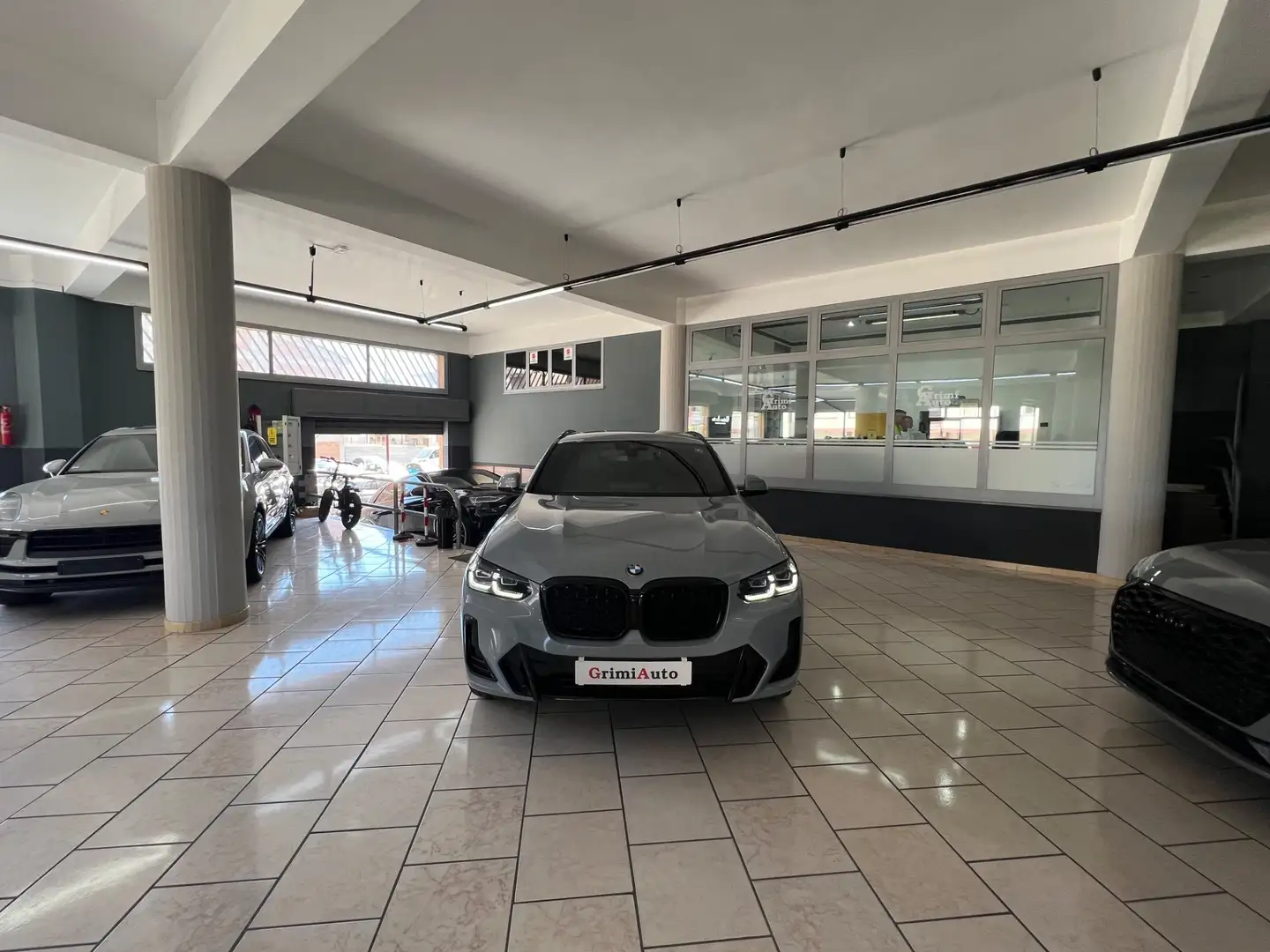 BMW X4 xDrive30d 48V Msport Grau - 2