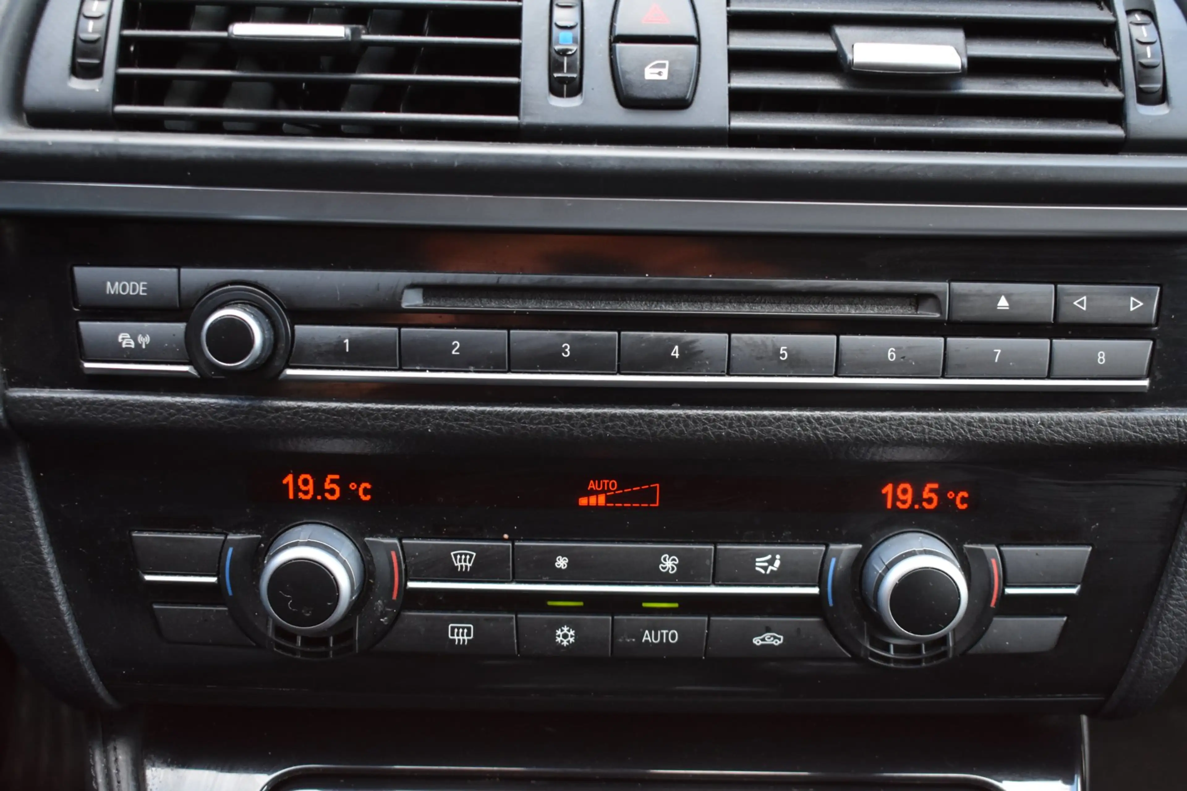 BMW 525 5-serie Touring 525d High Executive '11 Pano Leder — photo 21