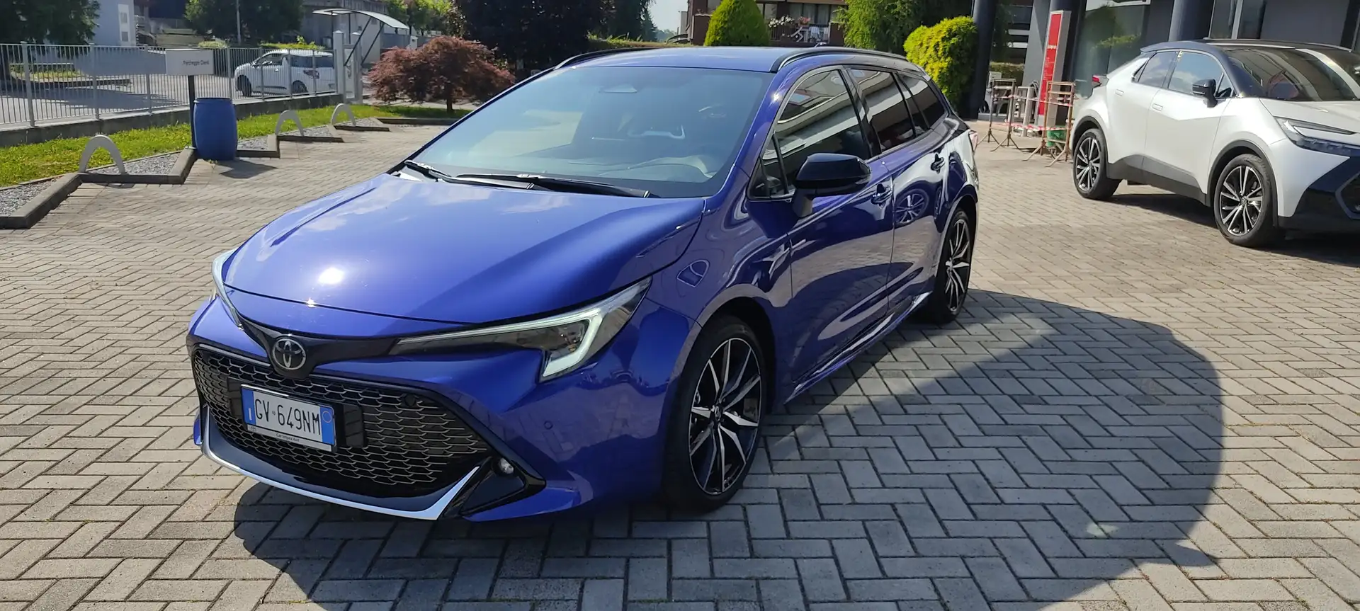 Toyota Corolla Touring Sports 1.8 Hybrid 140CV GR Sport Blu/Azzurro - 2