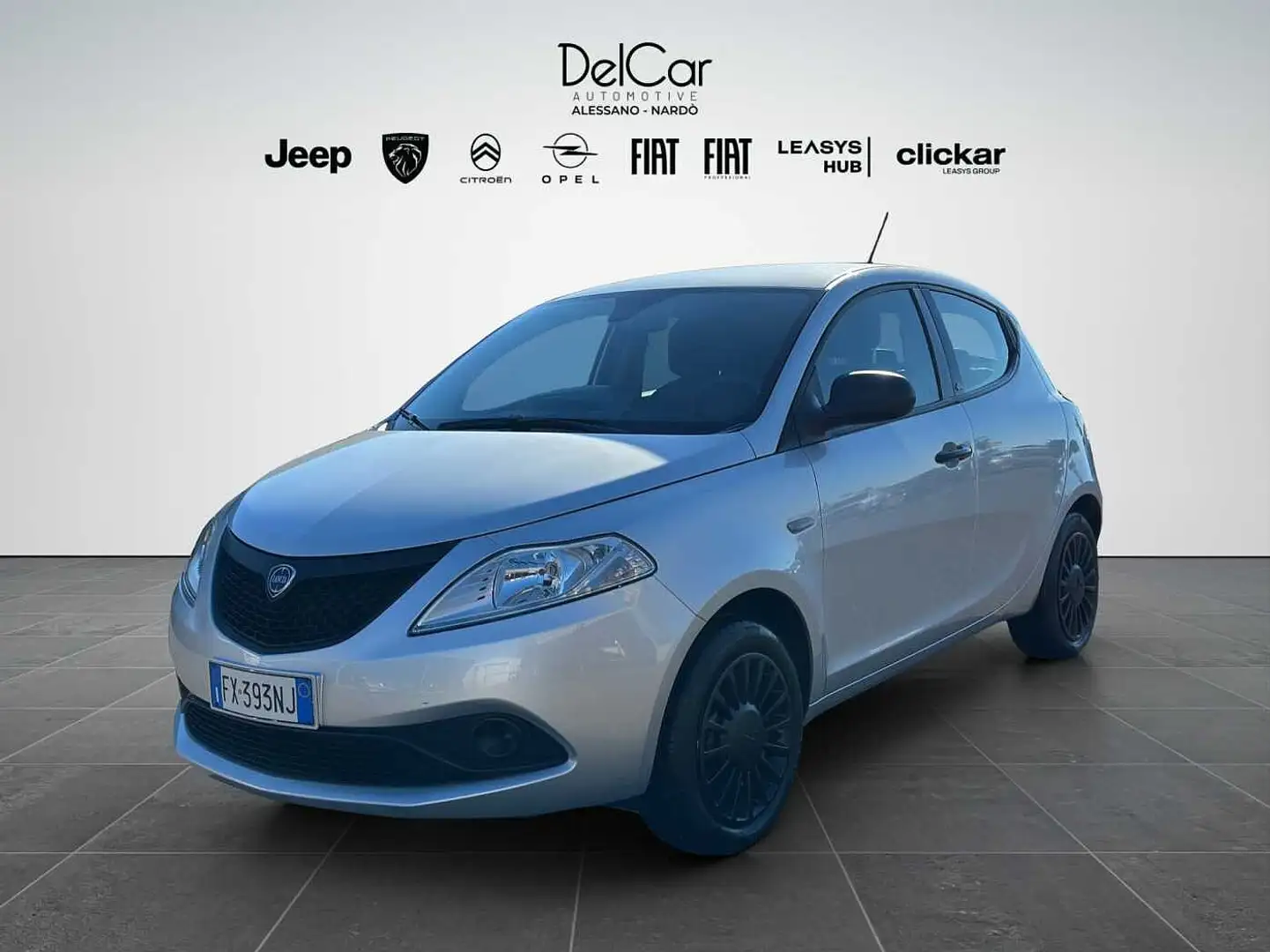 Lancia Ypsilon Grigio - 2