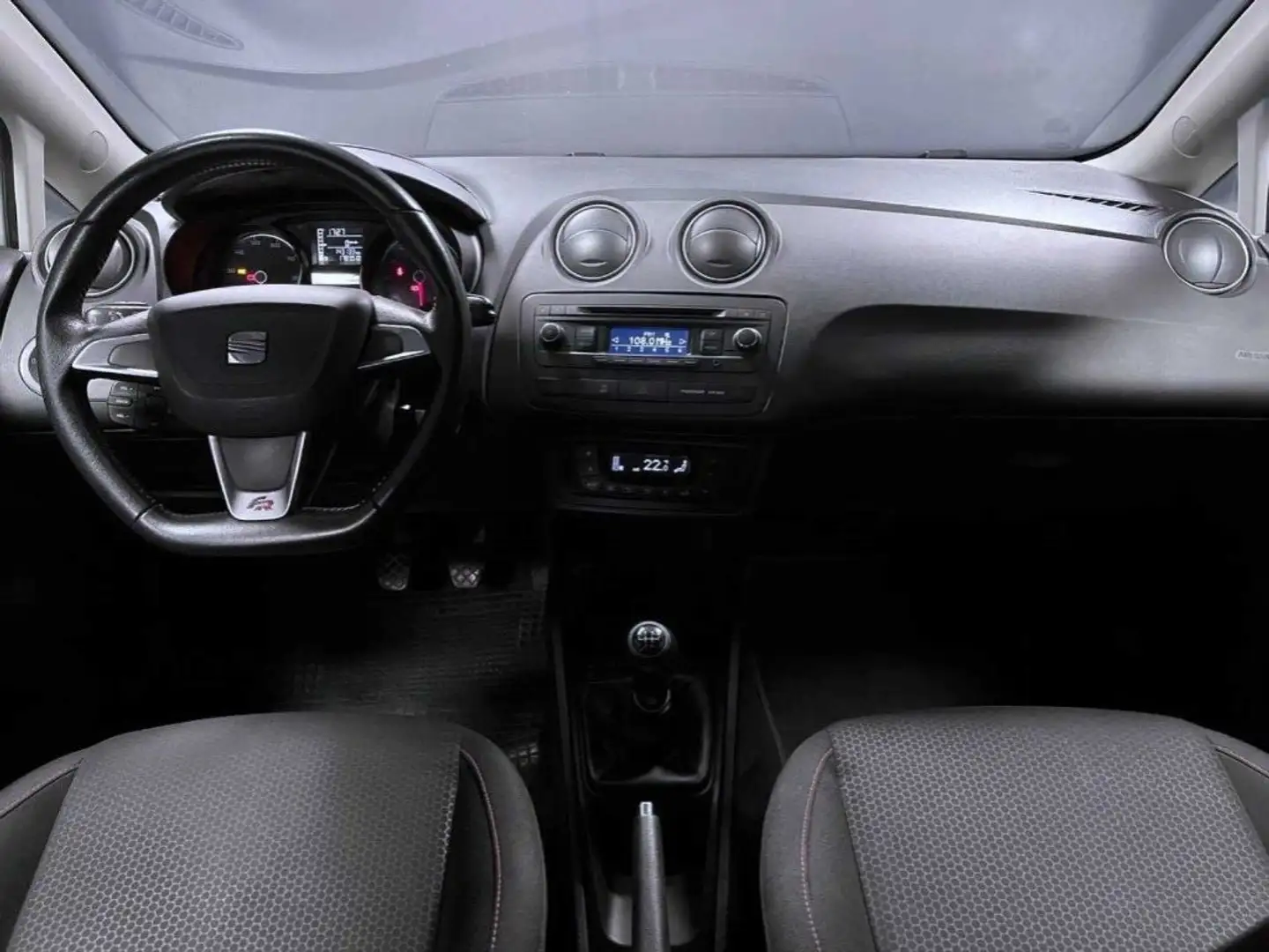 SEAT Ibiza 1.2 TSI 5 porte FR Bianco - 1