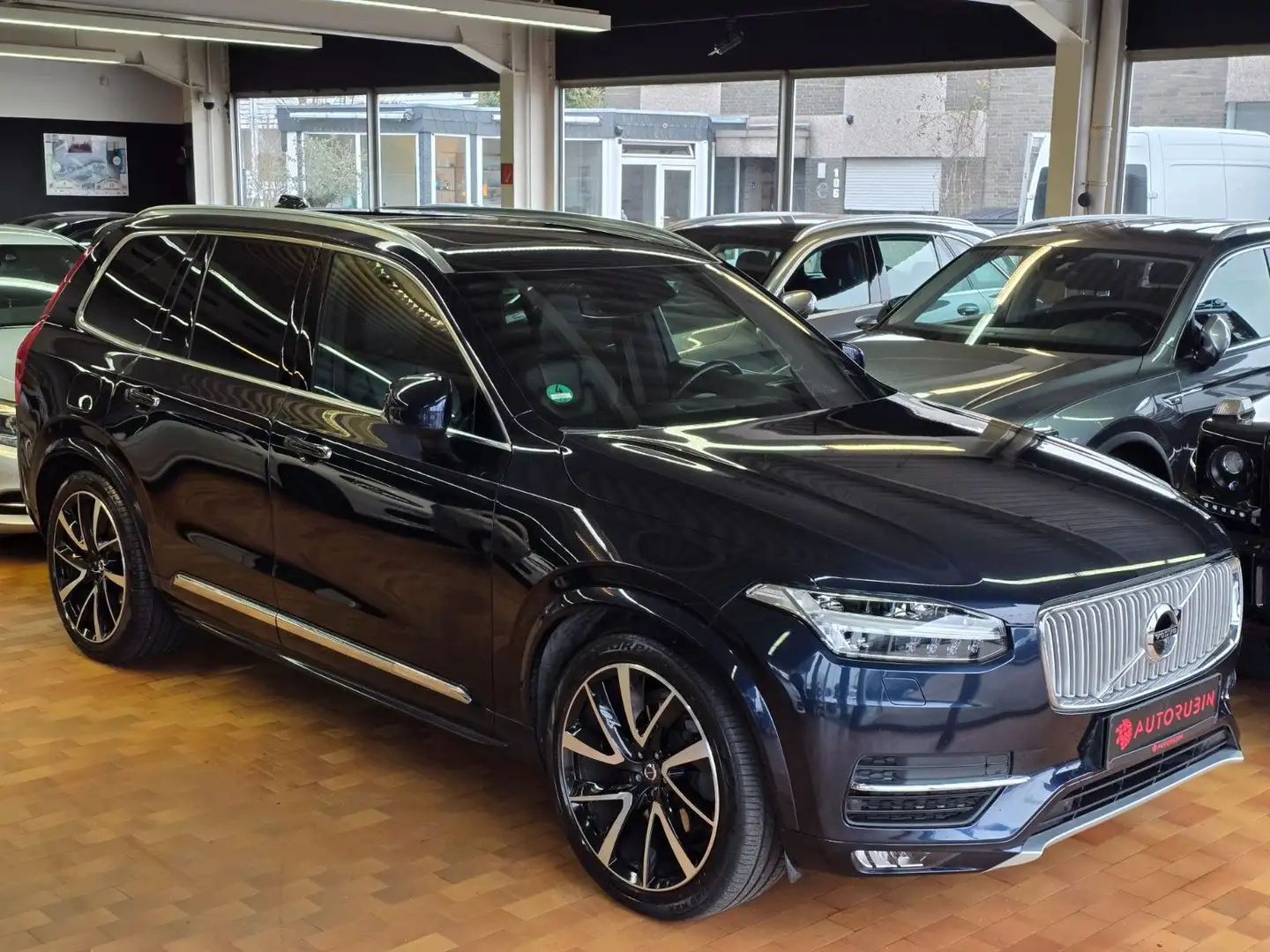 Volvo XC90 Inscription AWD 7-SITZER/LEDER/LUFT/21"/HU Blau - 1