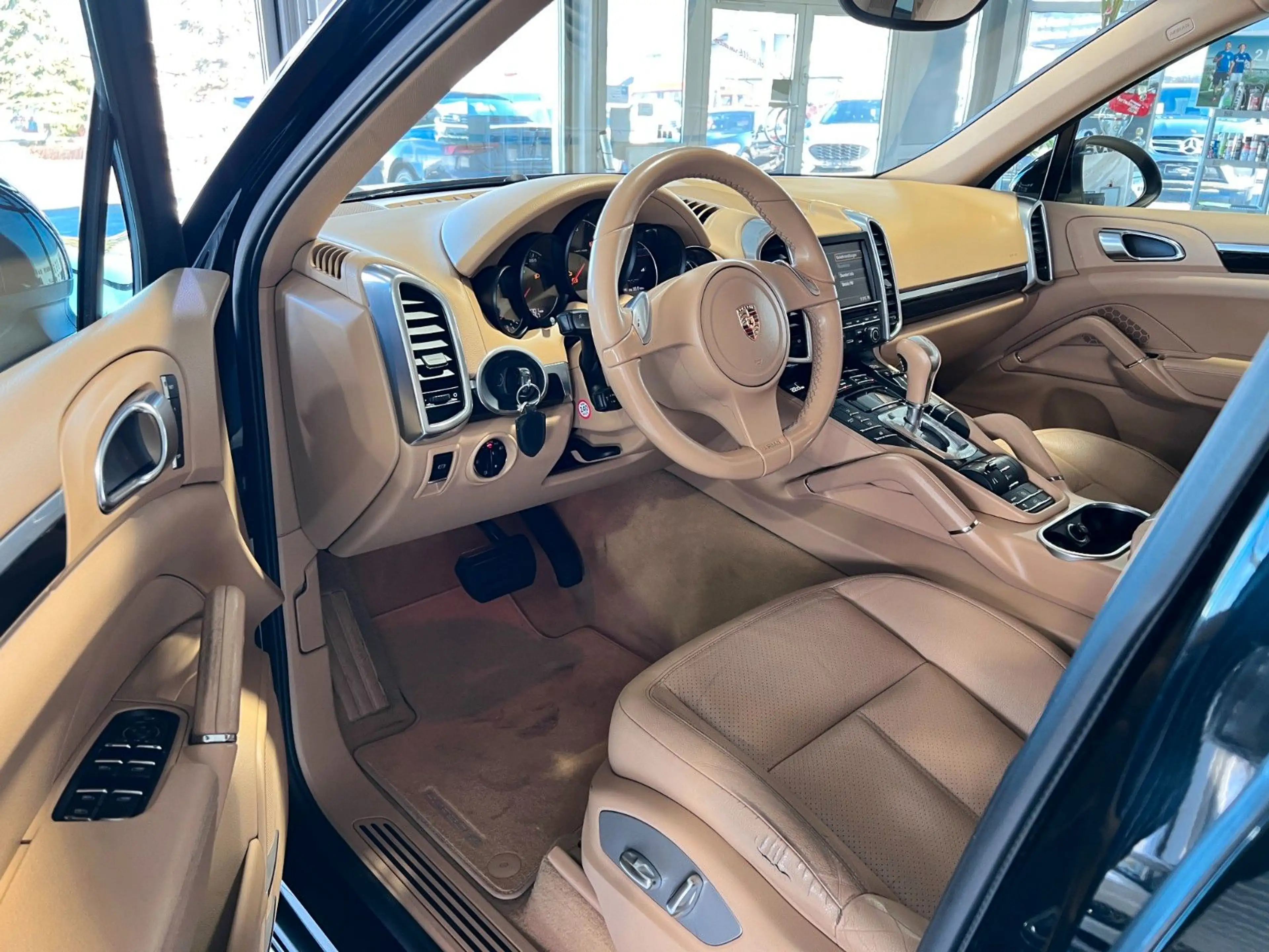Porsche Cayenne Diesel | Service nur im PZ — photo 11