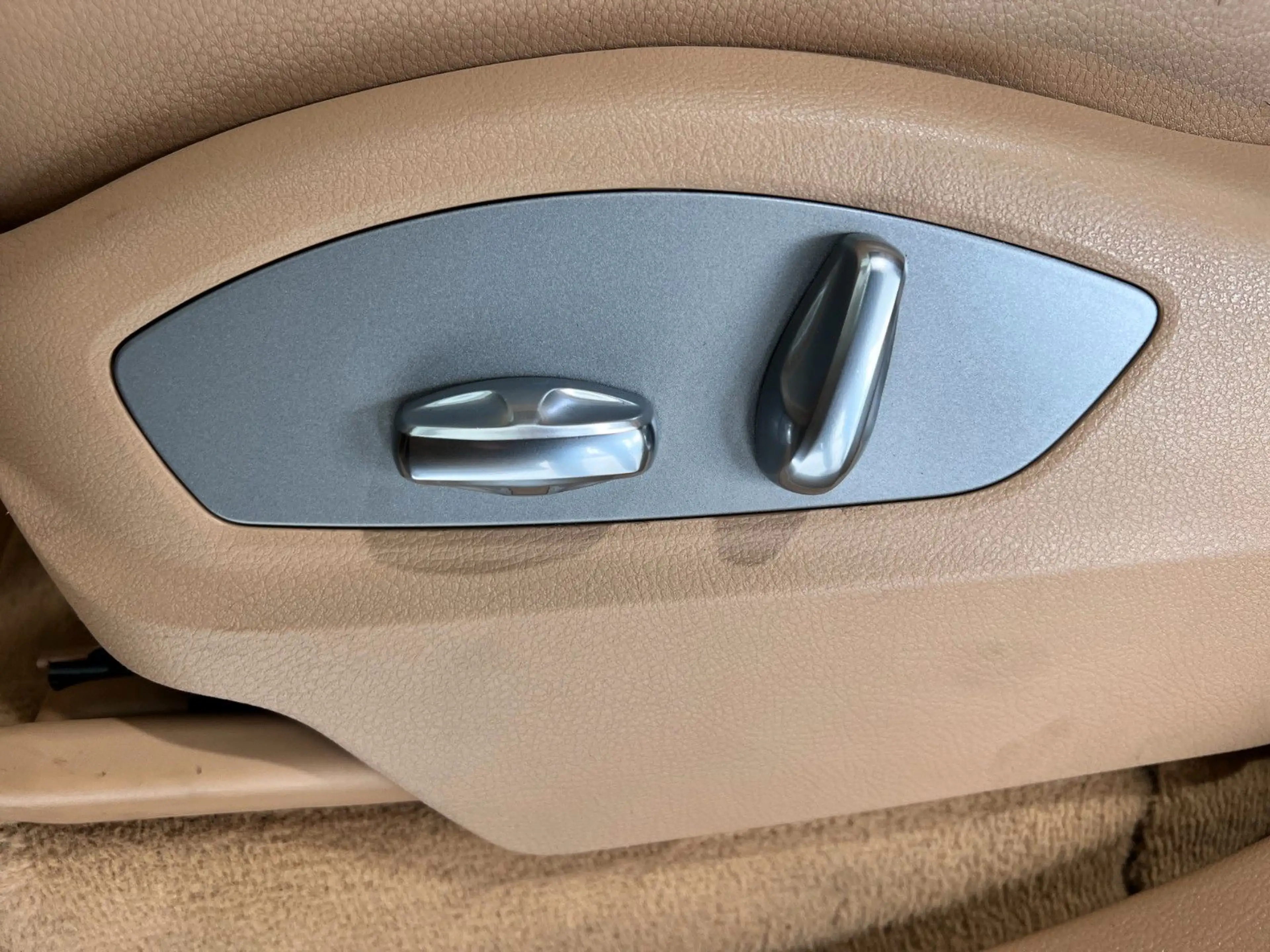 Porsche Cayenne Diesel | Service nur im PZ — photo 19