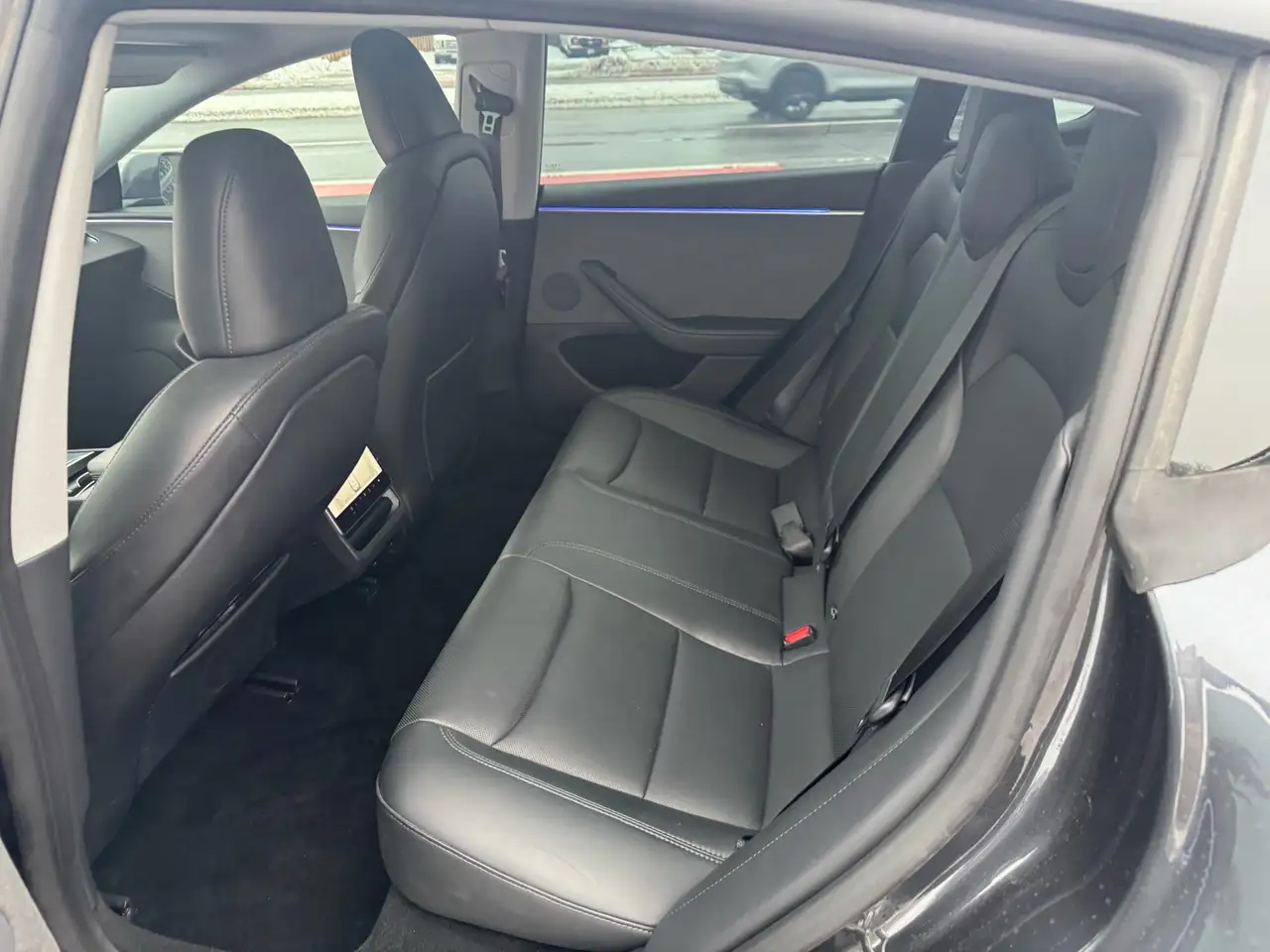 Tesla Model 3 photo Tesla Model 3