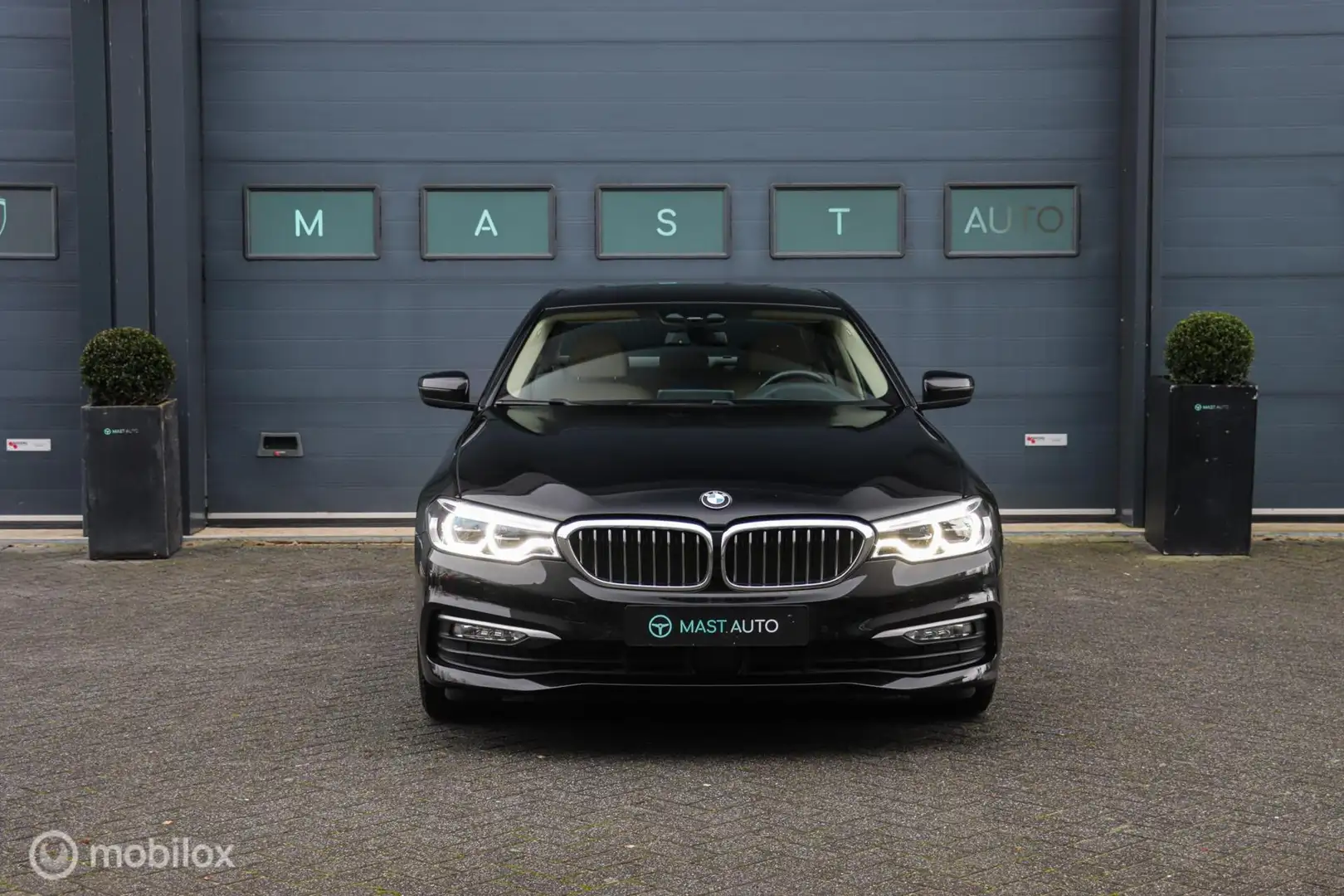 BMW 520 5-serie 520d High Executive|NAP|HUD|Camera|LED|Car Schwarz - 2