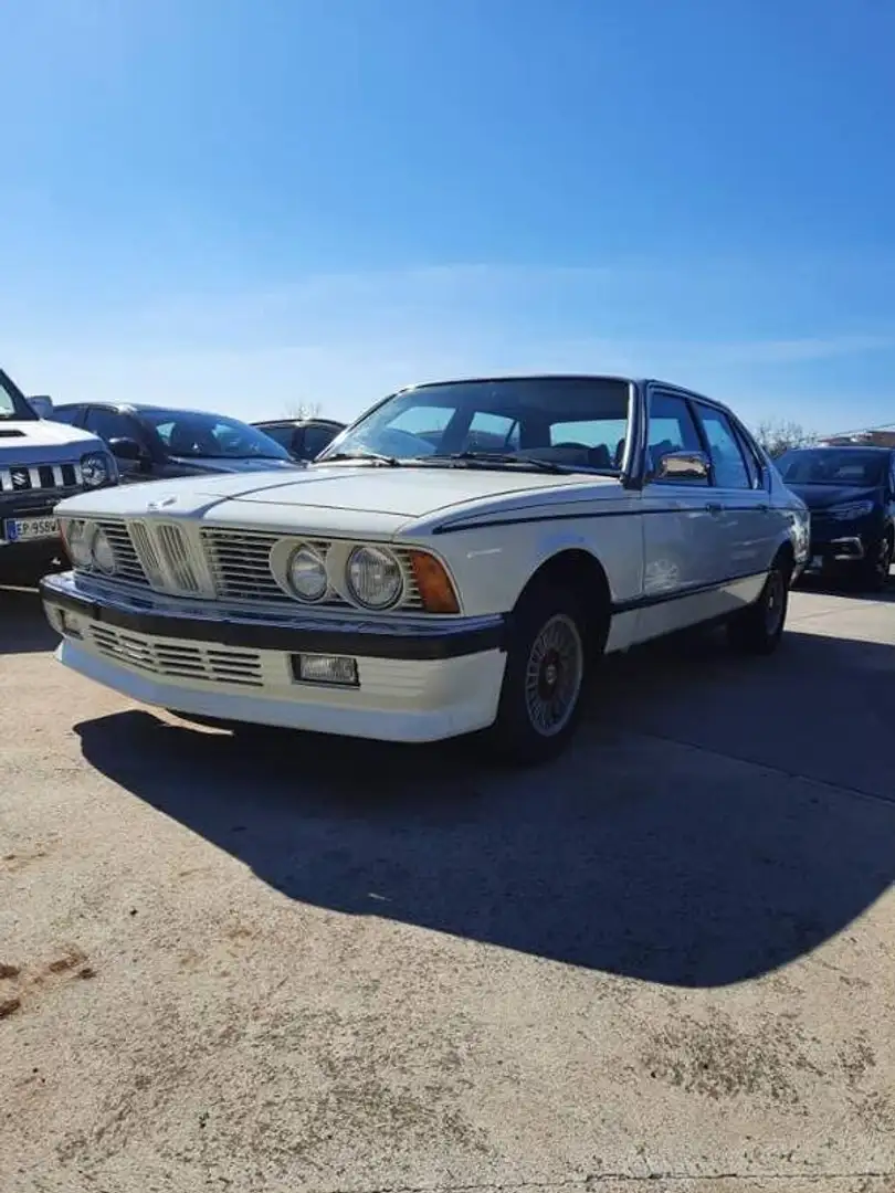 BMW 728 730 - 1