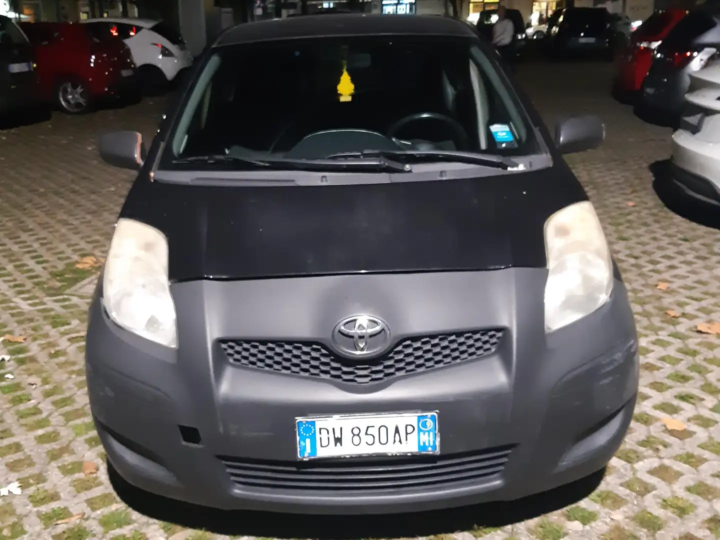 Toyota Yaris 1.0 Nero - 1