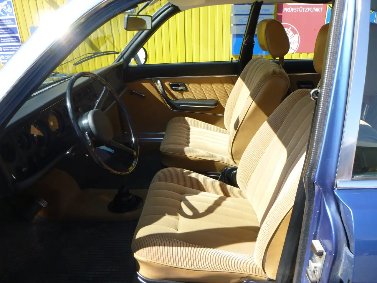 NSU RO80 Letzte Modellreihe im guten Zustand; AHK abnehmbar, foto 6