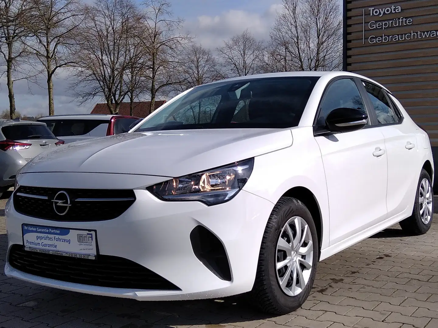 Opel Corsa 1,2l Edition, *Klima*Allwetter*Tempomat*Garantie* Weiß - 1