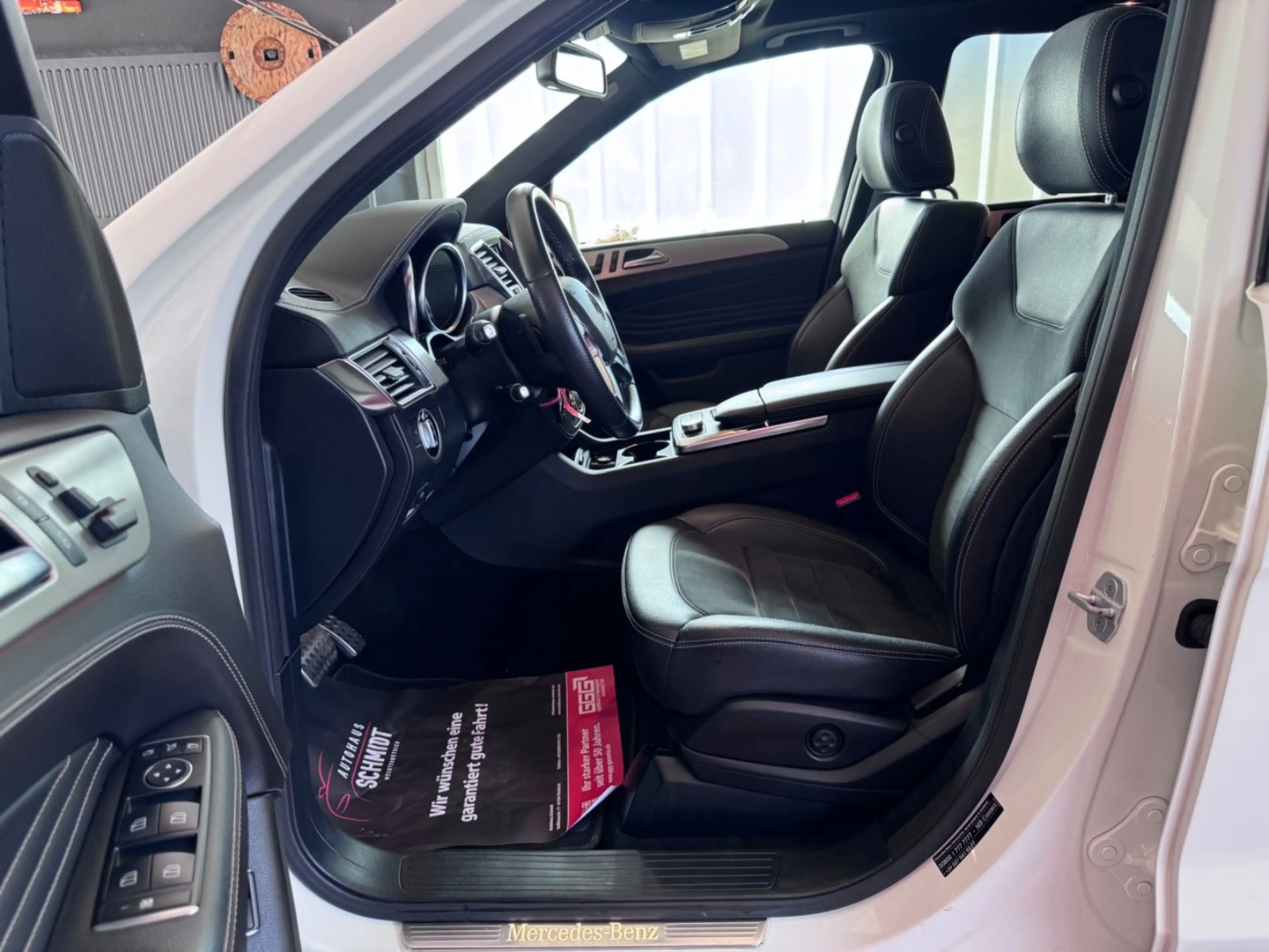 Mercedes-Benz ML 350 CDI AMG Paket Pano Airmatic ILS Comand 20 — photo 11