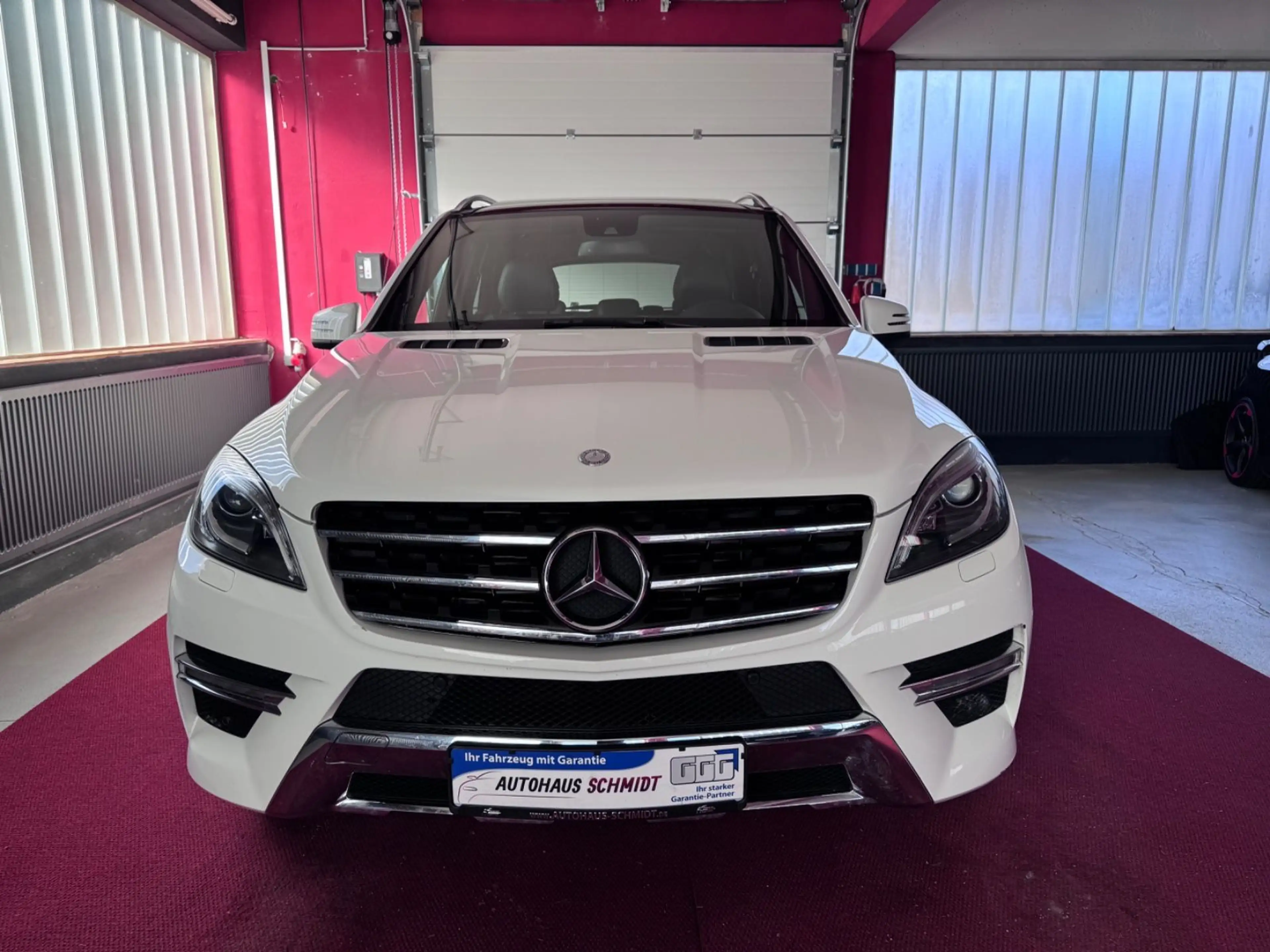 Mercedes-Benz ML 350 CDI AMG Paket Pano Airmatic ILS Comand 20 — photo 5