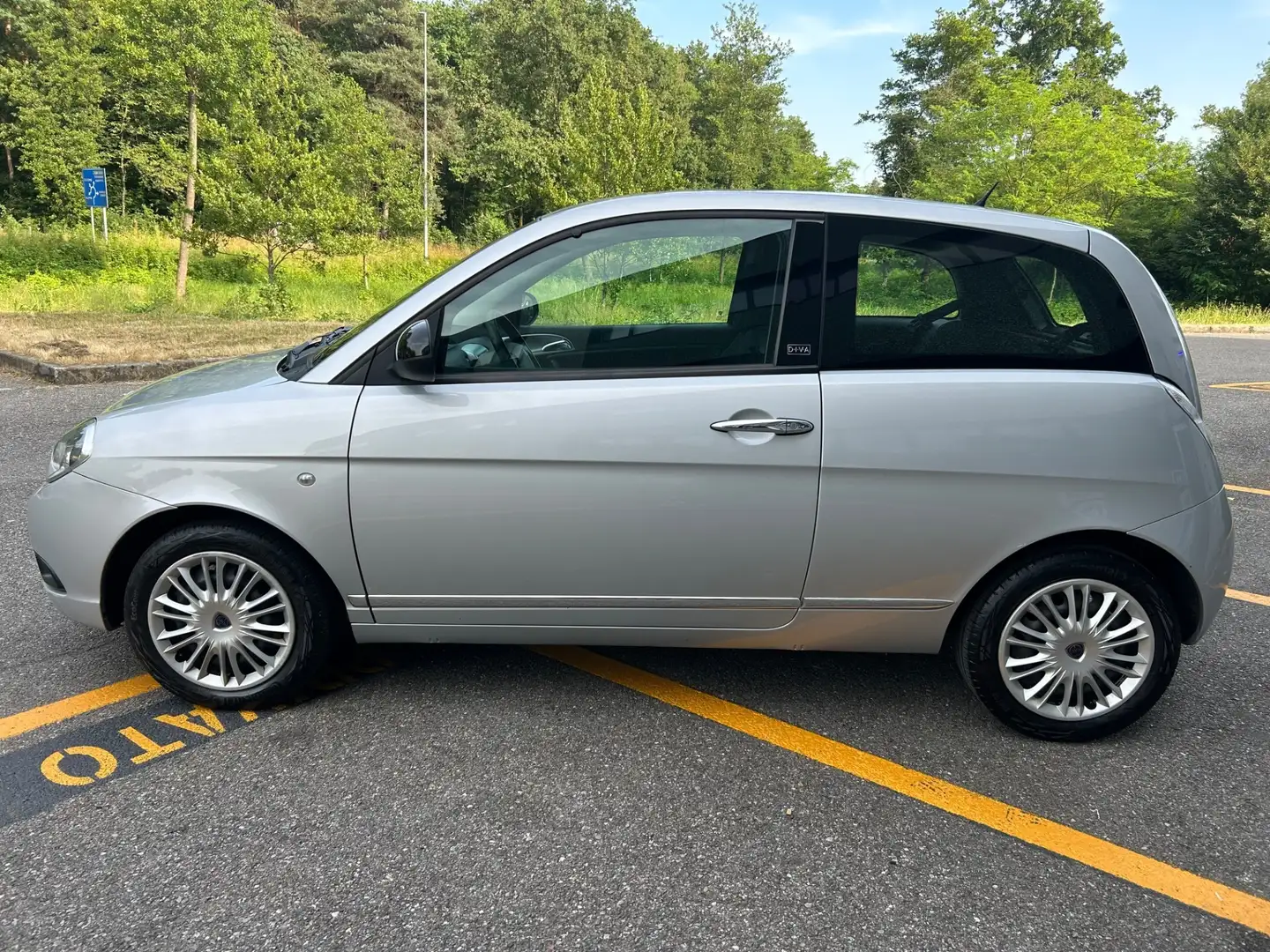 Lancia Ypsilon 1.2 69 CV Platinum * Neo patentati * Grigio - 2