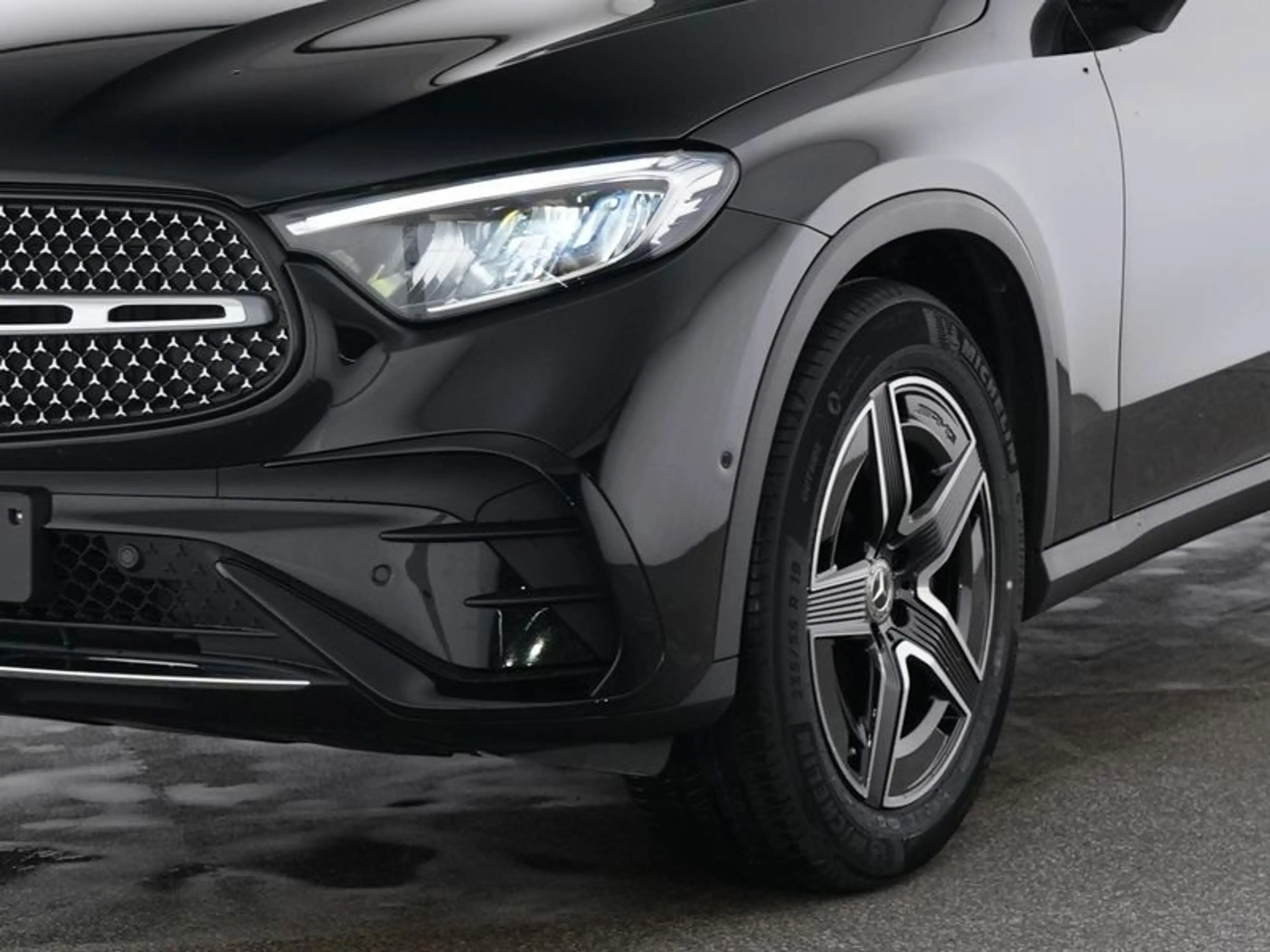 Mercedes-Benz GLC 200 4MATIC AMG+MEMORY+TOTW+AMBIENTE+ILS+AHK — photo 4